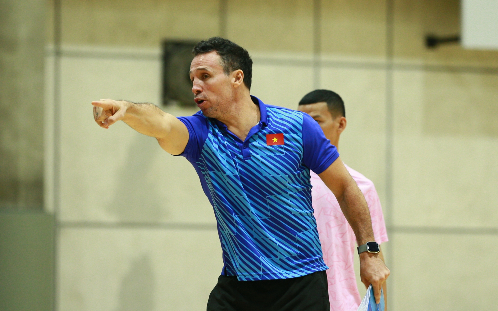 Futsal Việt Nam gia hạn với HLV Diego Giustozzi