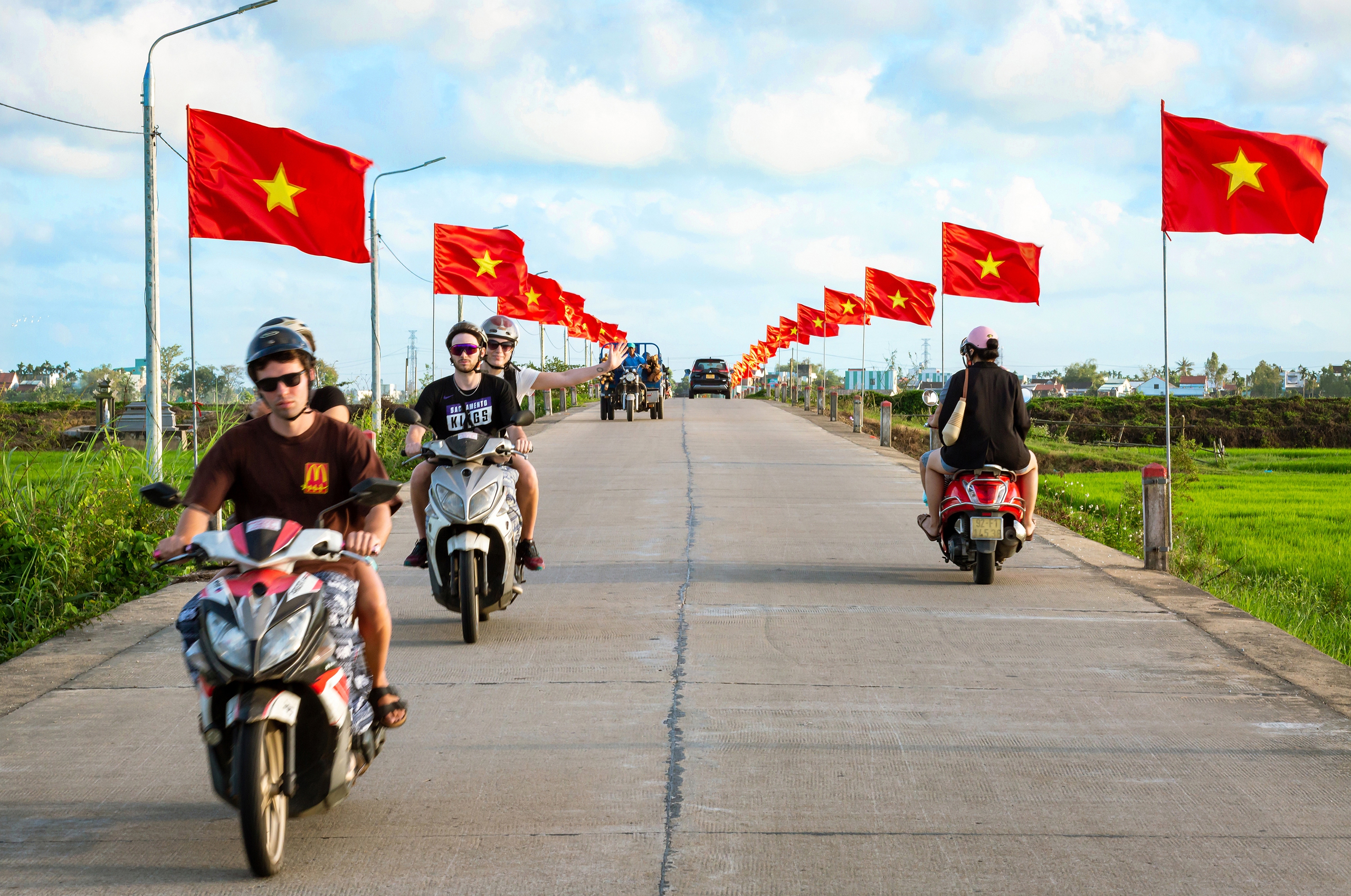 Đường bê tông nông thôn. Ảnh: VÕ VĂN TIẾN