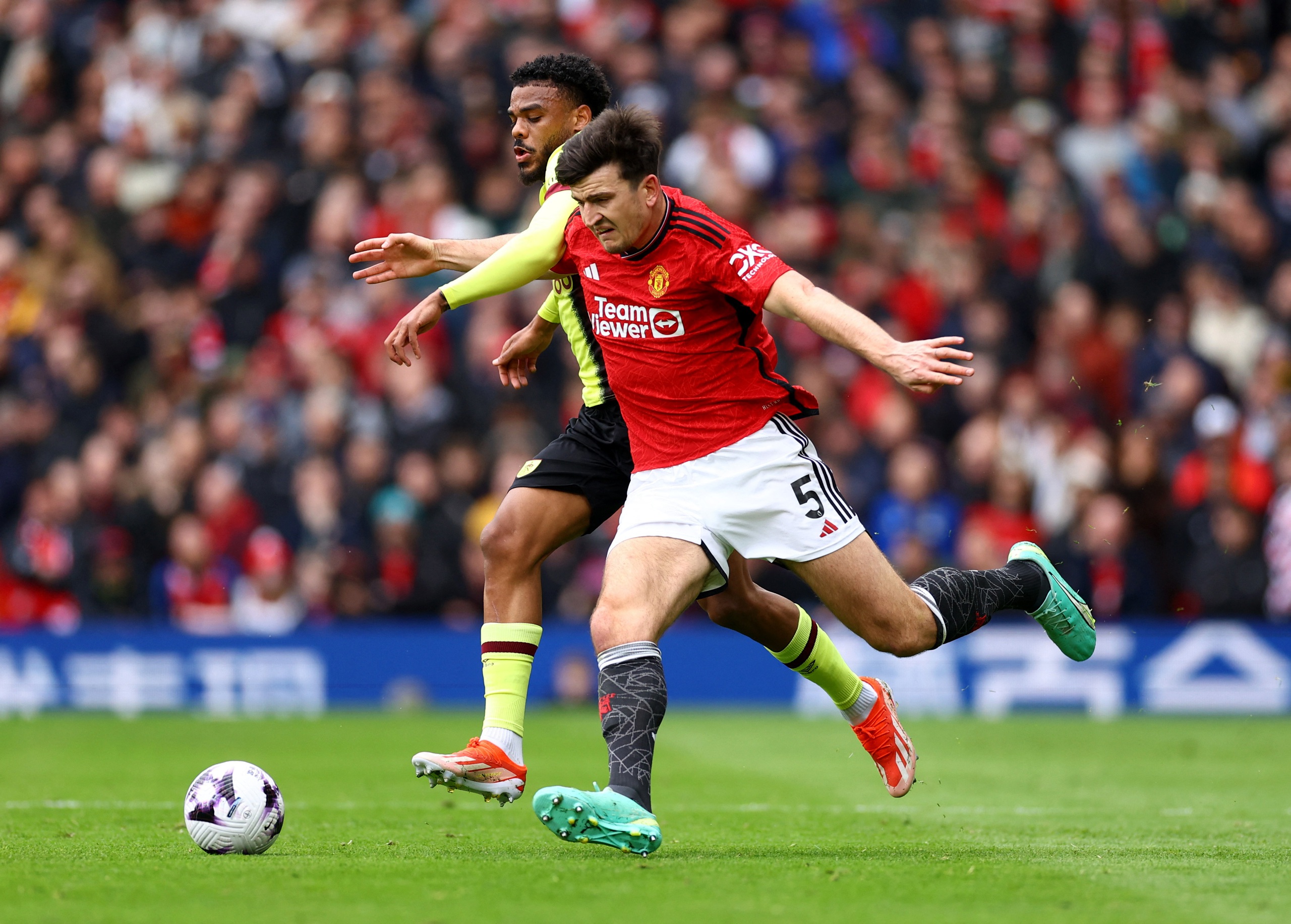 C&ocirc;ng l&agrave;m thủ ph&aacute;, Man United hết hy vọng đua Top 4 Ngoại hạng- Ảnh 3.