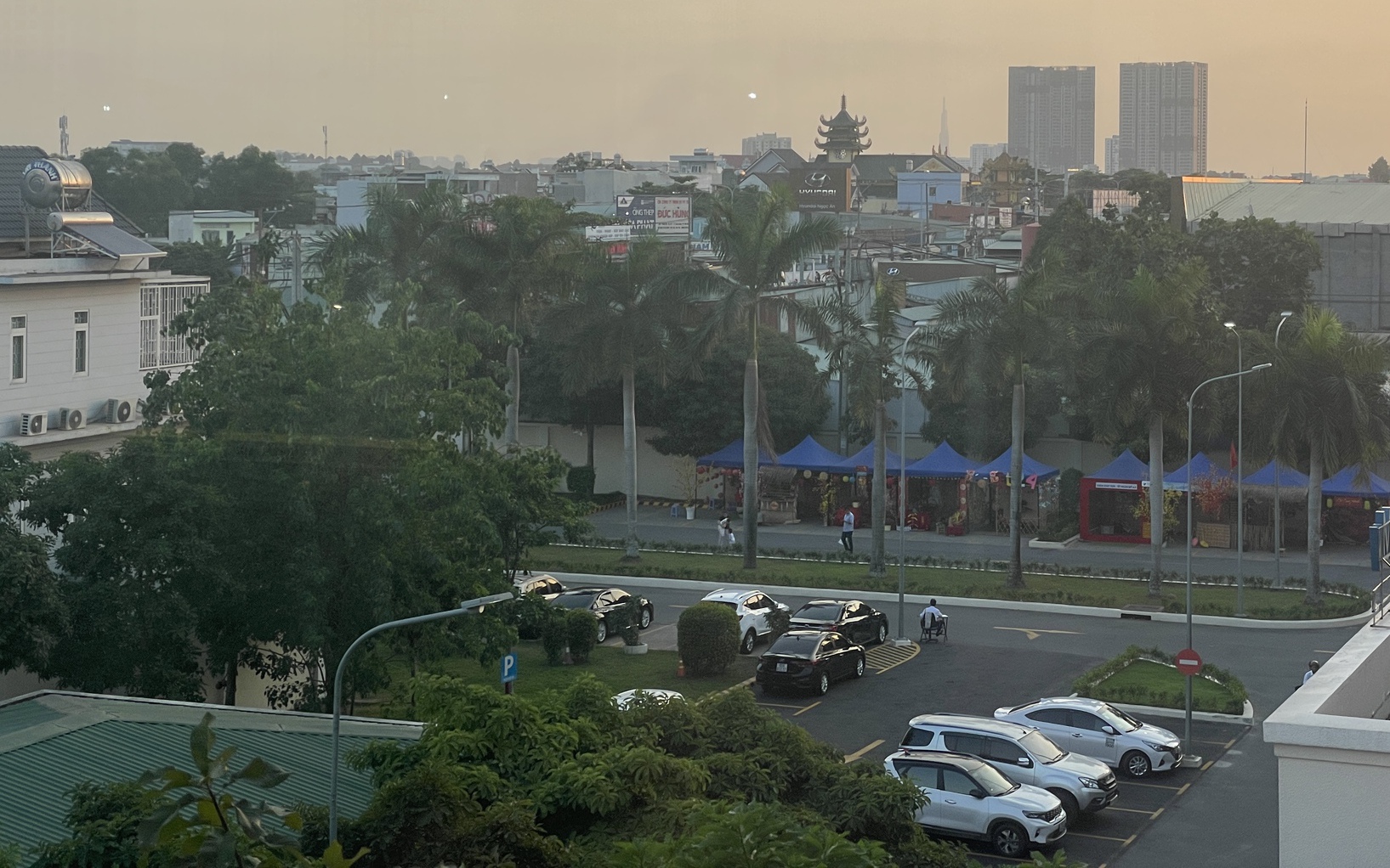 Nghiên cứu giảm lệ phí trước bạ cho ô tô trong nước