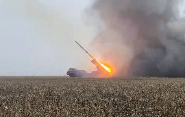 Nga tấn công nhiều cơ sở năng lượng của Ukraine rạng sáng 27-4. Ảnh: Bộ Quốc Phòng Nga