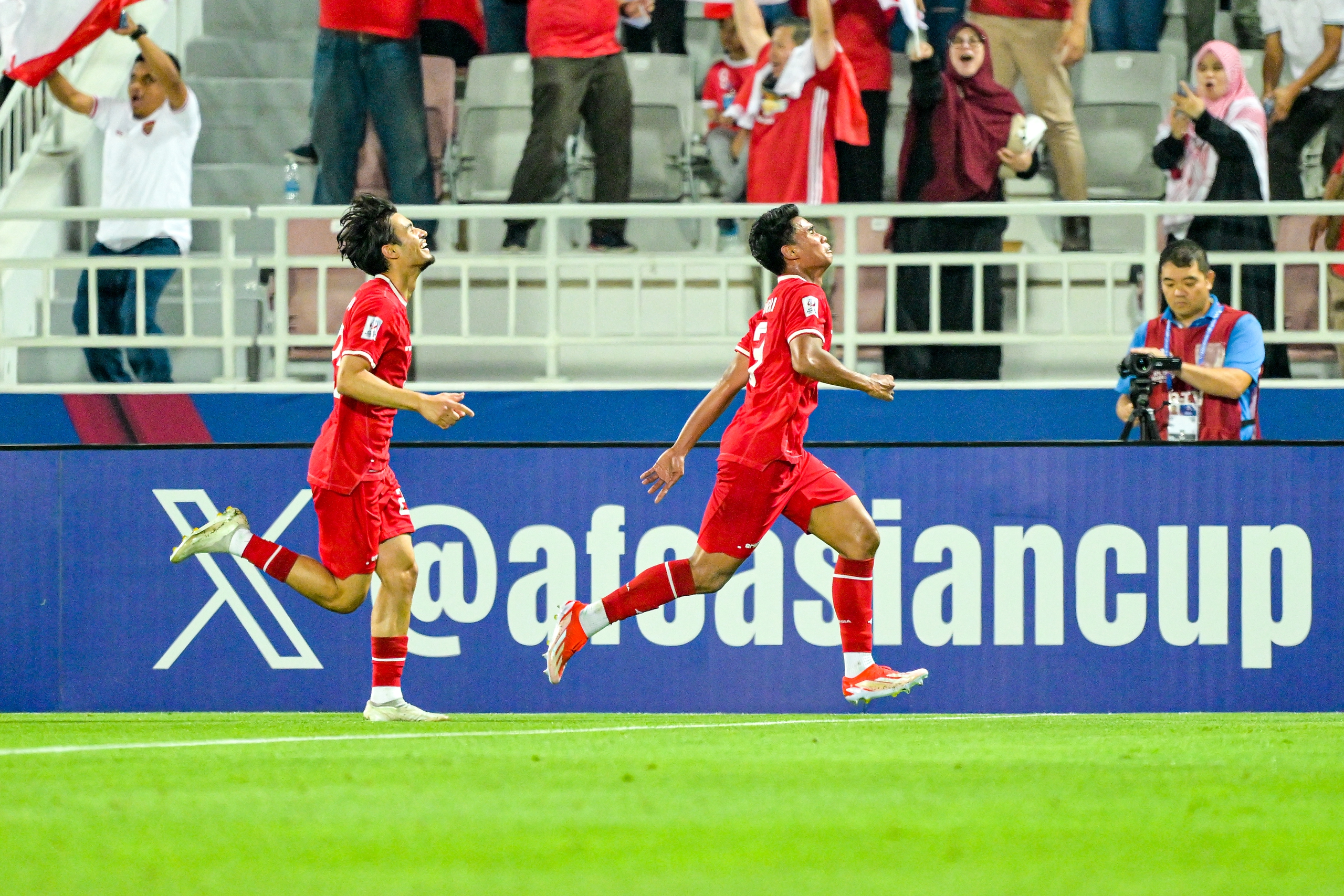 U23 Indonesia nhận 2 b&agrave;n thua v&agrave; 1 thẻ đỏ, v&eacute; dự Olympic c&ograve;n "treo"- Ảnh 2.