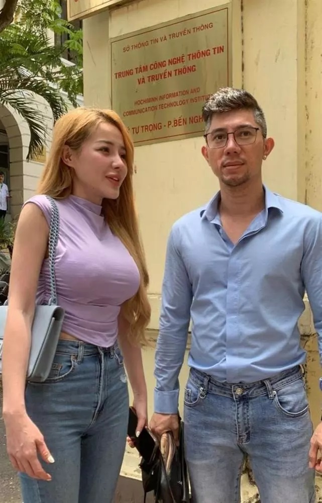 Nam Em cầu xin tha thứ, phản ứng của kh&aacute;n giả?

- Ảnh 3.