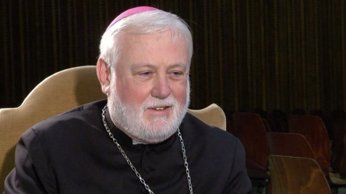 Bộ trưởng Ngoại giao T&ograve;a Th&aacute;nh Vatican thăm Việt Nam- Ảnh 1.