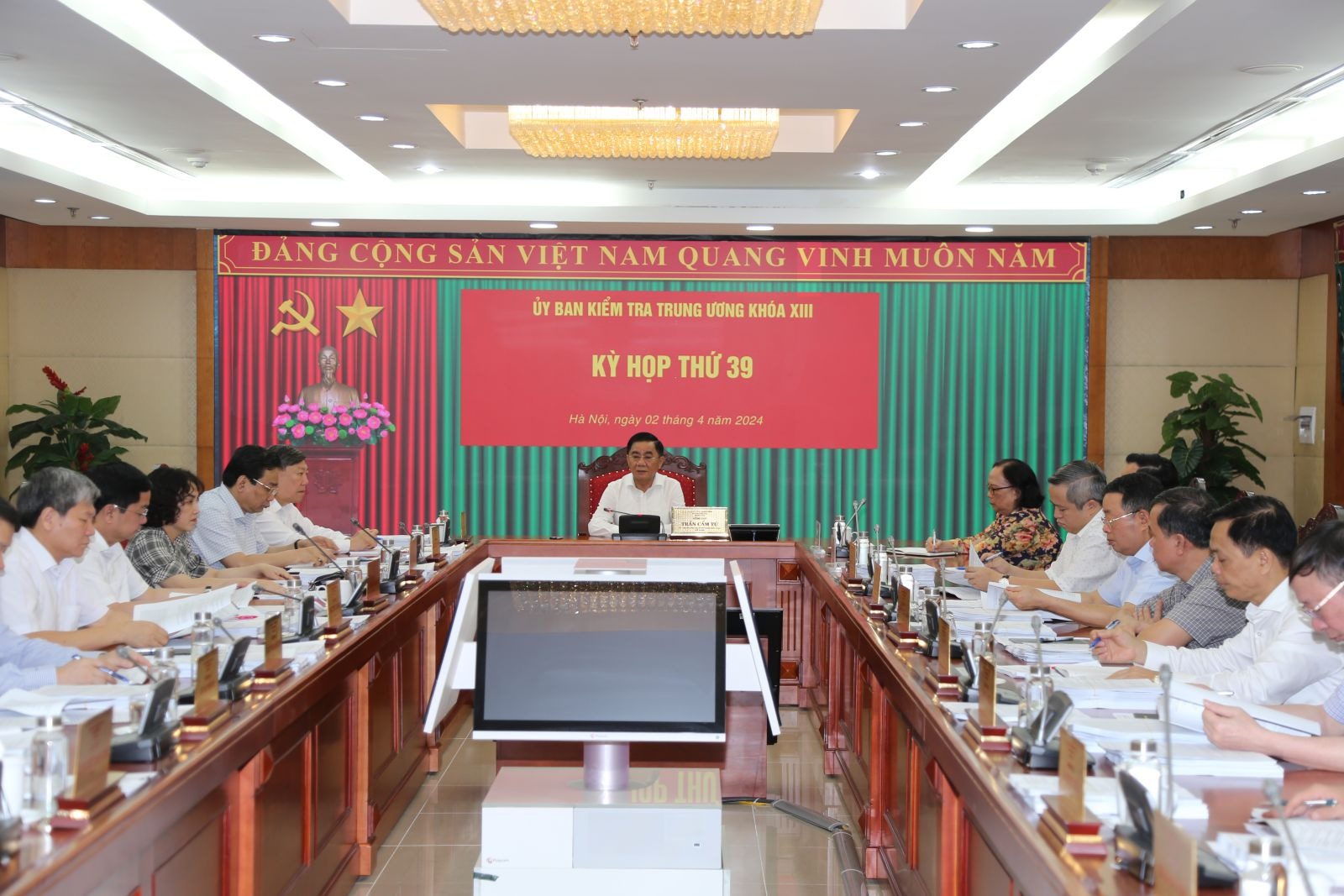 Đề nghị xem x&eacute;t, thi h&agrave;nh kỷ luật nhiều l&atilde;nh đạo, cựu l&atilde;nh đạo Bộ LĐ-TB-XH- Ảnh 1.