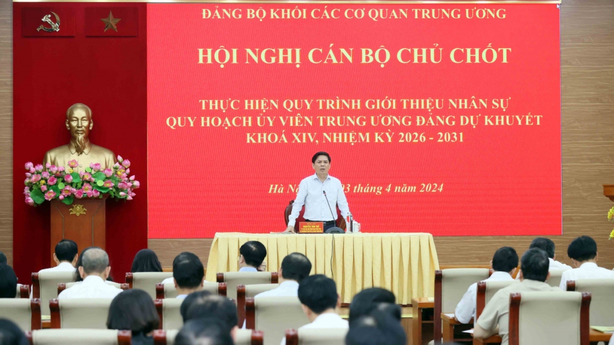 Giới thiệu 1 nh&acirc;n sự quy hoạch Ủy vi&ecirc;n dự khuyết Trung ương kh&oacute;a XIV- Ảnh 1.