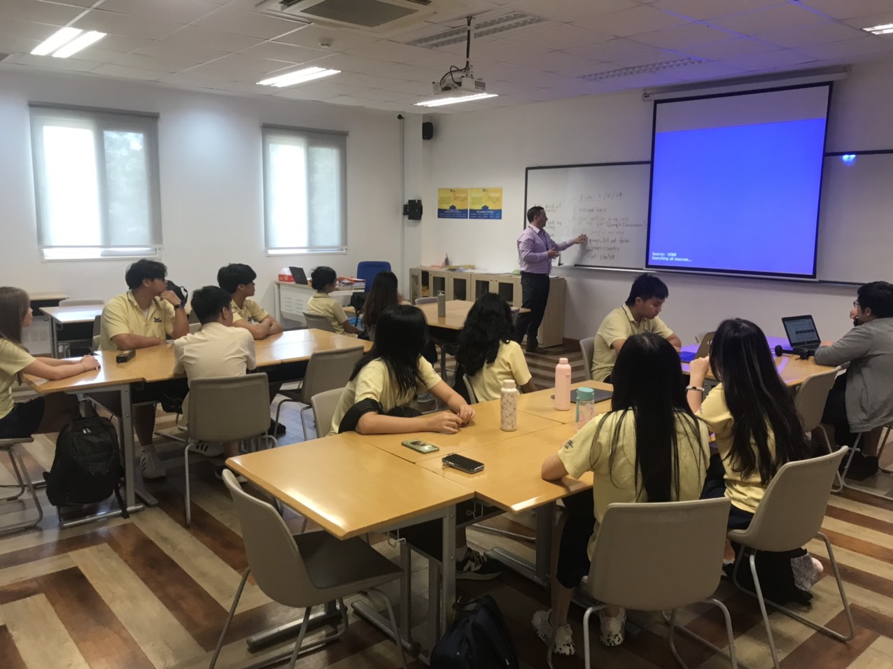 Vụ Trường Quốc tế Mỹ Việt Nam: Gi&aacute;m đốc Sở GD-ĐT TP HCM gửi thư ngỏ cho phụ huynh- Ảnh 1.