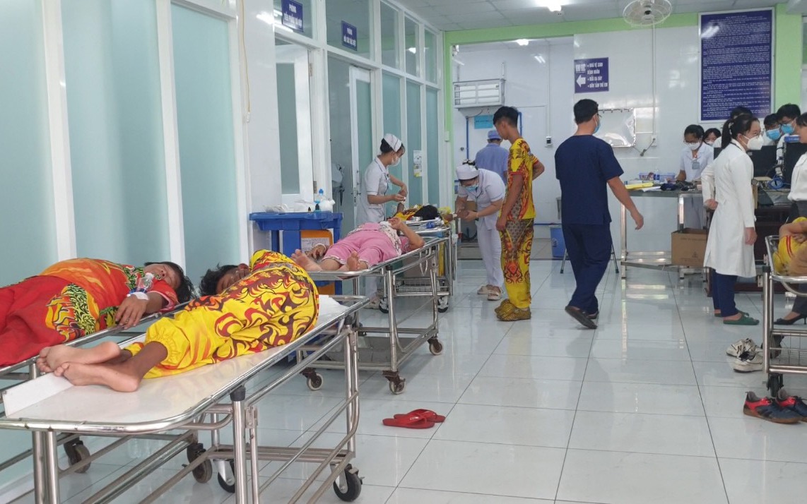 Nhận định ban đầu vụ đoàn múa lân sư rồng ở Bình Dương nhập viện