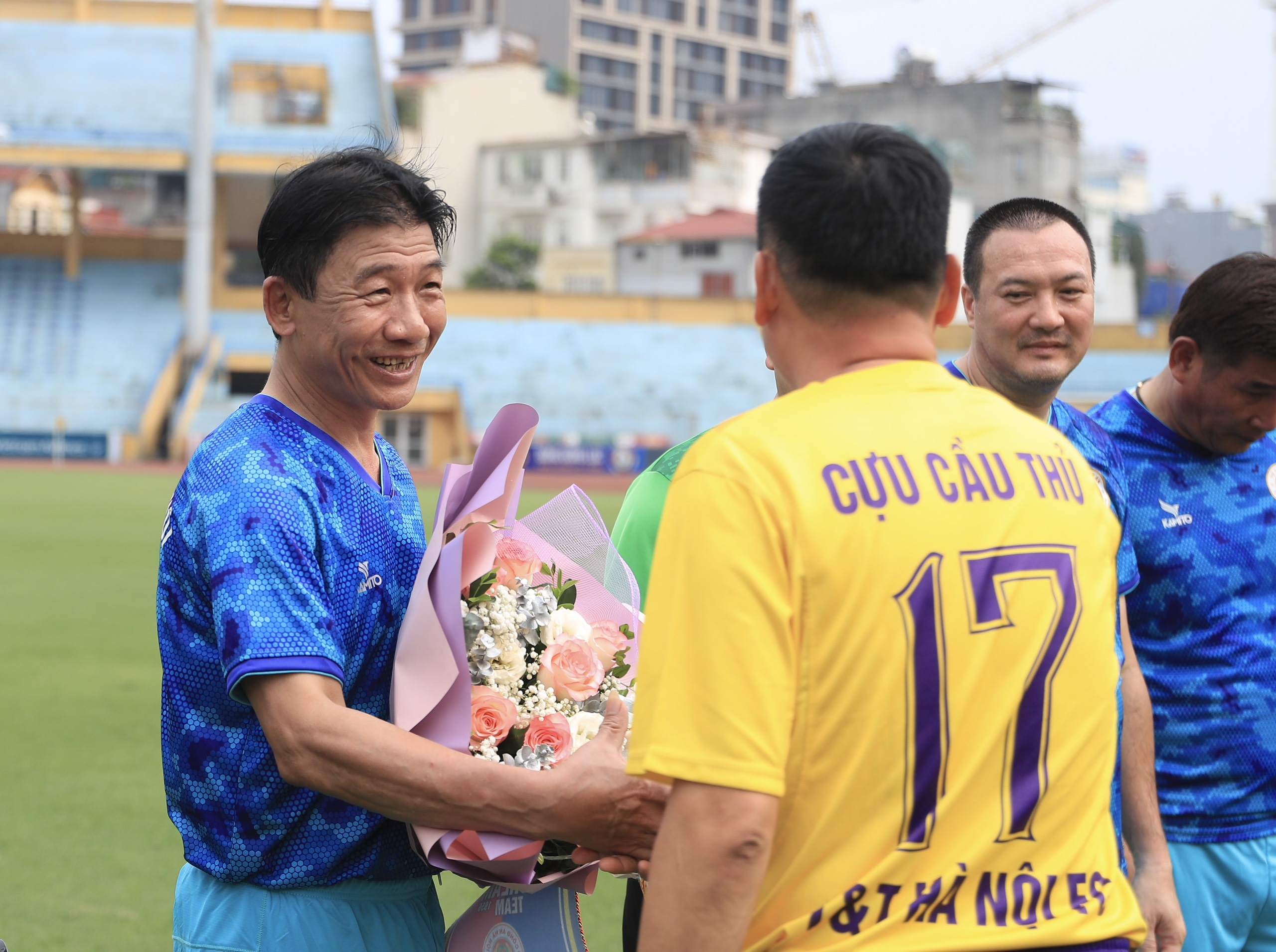 Lưu giữ v&agrave; ph&aacute;t huy những gi&aacute; trị lịch sử của b&oacute;ng đ&aacute; H&agrave; Nội- Ảnh 7.