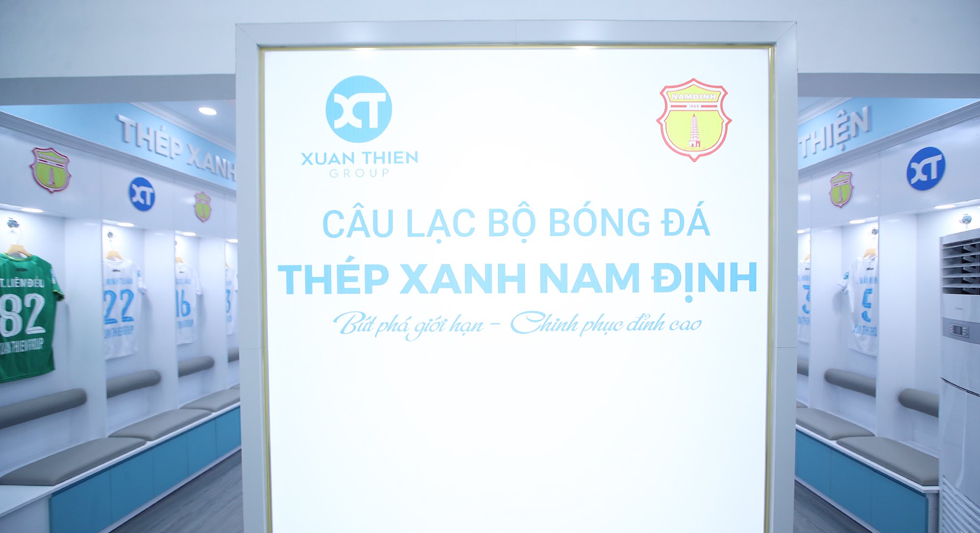 Nam Định trình làng phòng thay đồ như Ngoại hạng Anh- Ảnh 5.