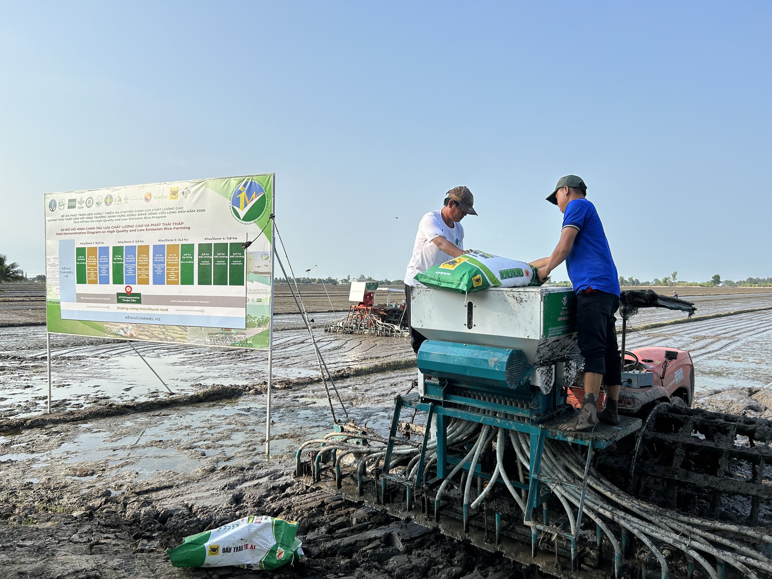 "L&uacute;a xanh", gạo ngon, n&ocirc;ng d&acirc;n lợi k&eacute;p- Ảnh 4.