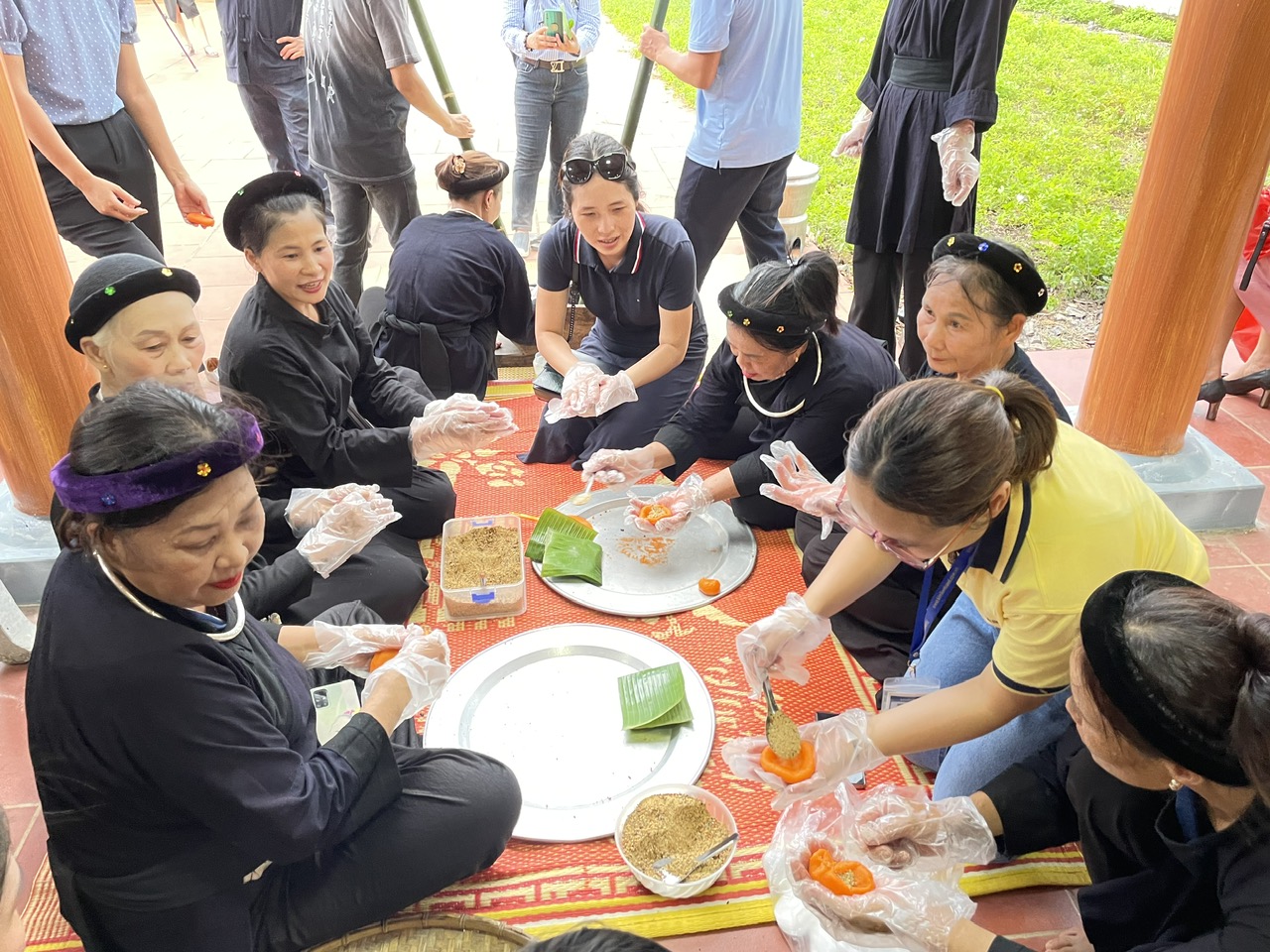 Rủ nhau mua tour đường sông chưa tới 300.000 đồng ở TP HCM- Ảnh 3.