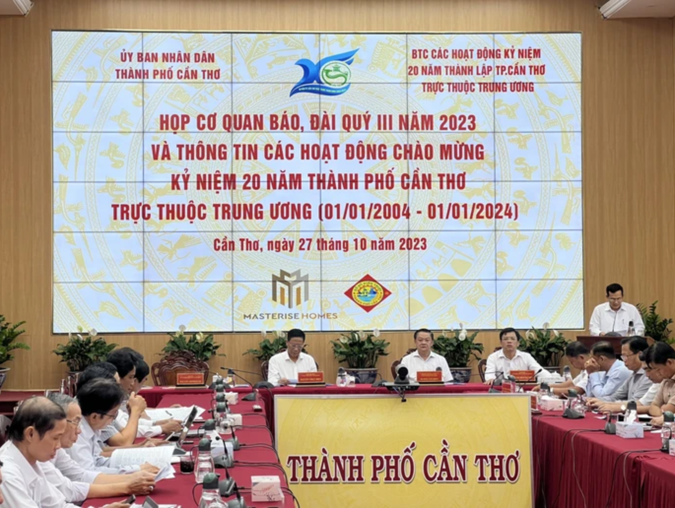 Cần Thơ: Không để người không phận sự tham dự họp báo- Ảnh 1.