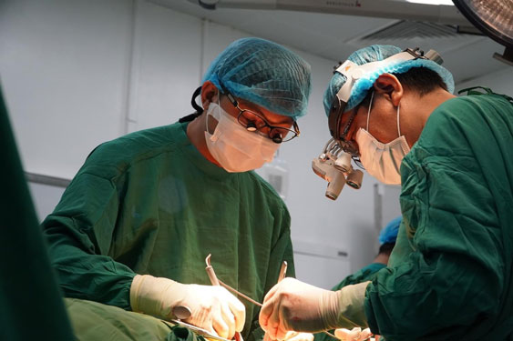 Một ca gh&eacute;p tạng tại Bệnh viện Chợ Rẫy