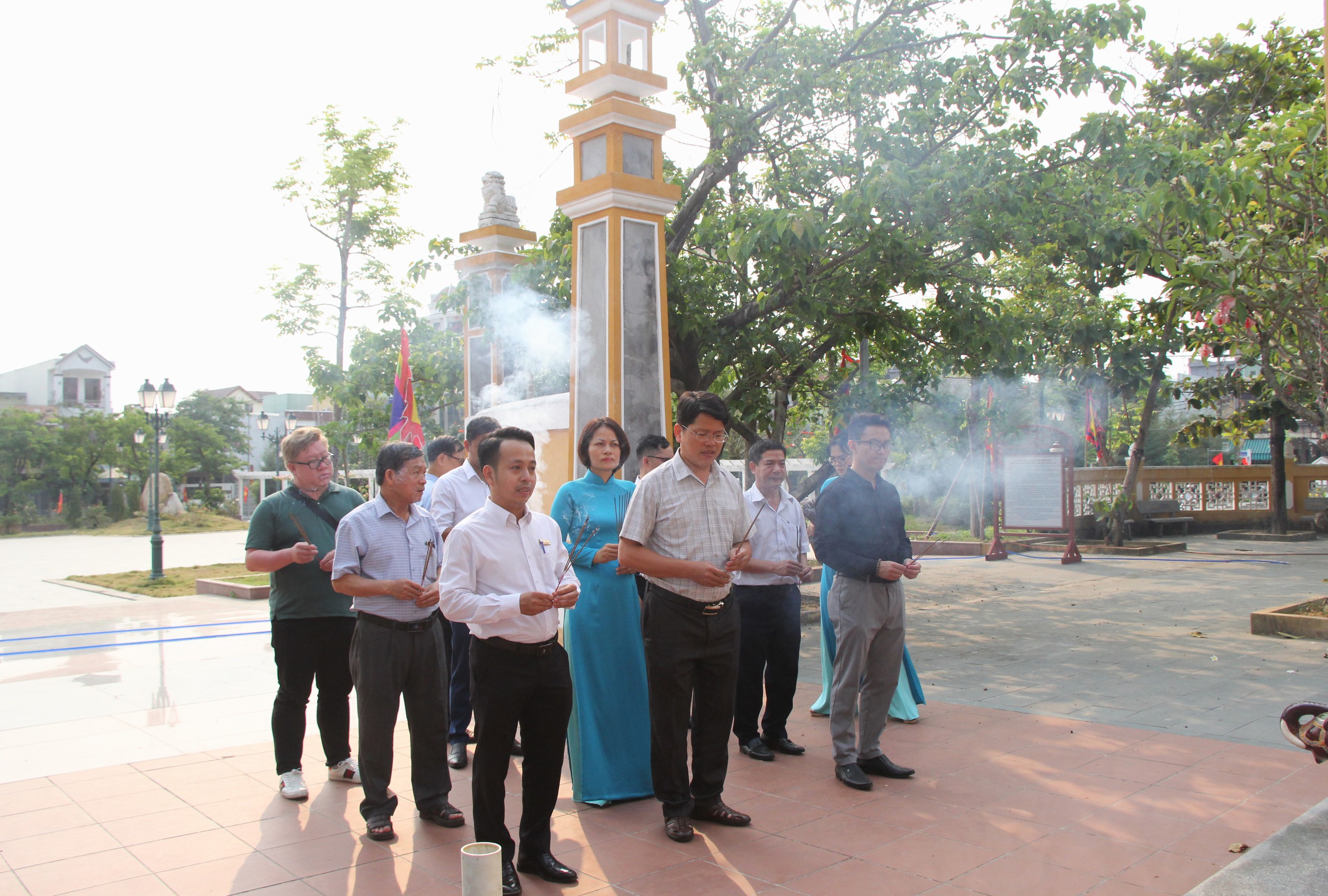 Khánh thành Đường cờ Tổ quốc tại Di tích lịch sử quốc gia Nghĩa Trủng Hòa Vang- Ảnh 11.
