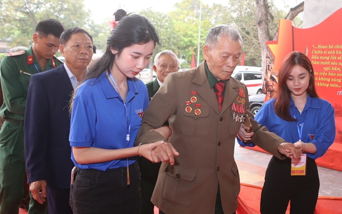Sống mãi ký ức Điện Biên Phủ "lừng lẫy năm châu, chấn động địa cầu"- Ảnh 1.