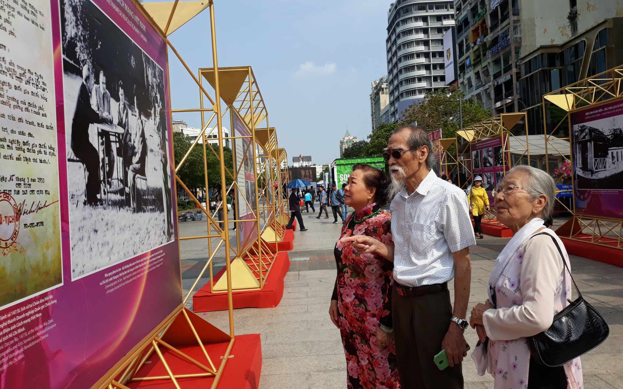 NSƯT Phi Điểu, Mạnh Dung, Thanh Dậu khai mạc triển lãm