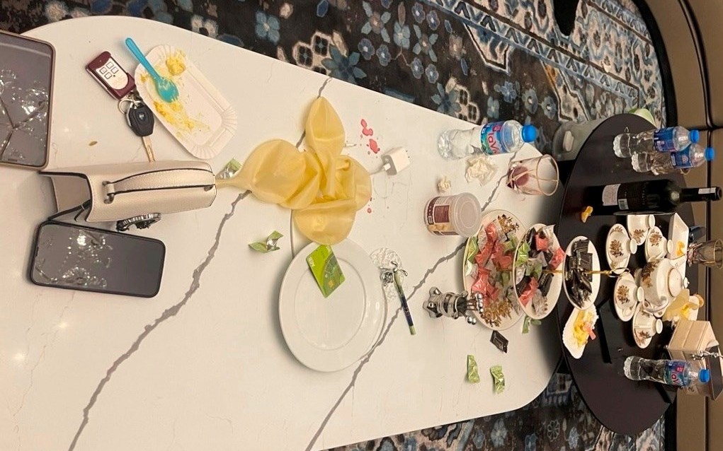 Ph&aacute;t hiện 12 đối tượng nam, nữ tại ổ 