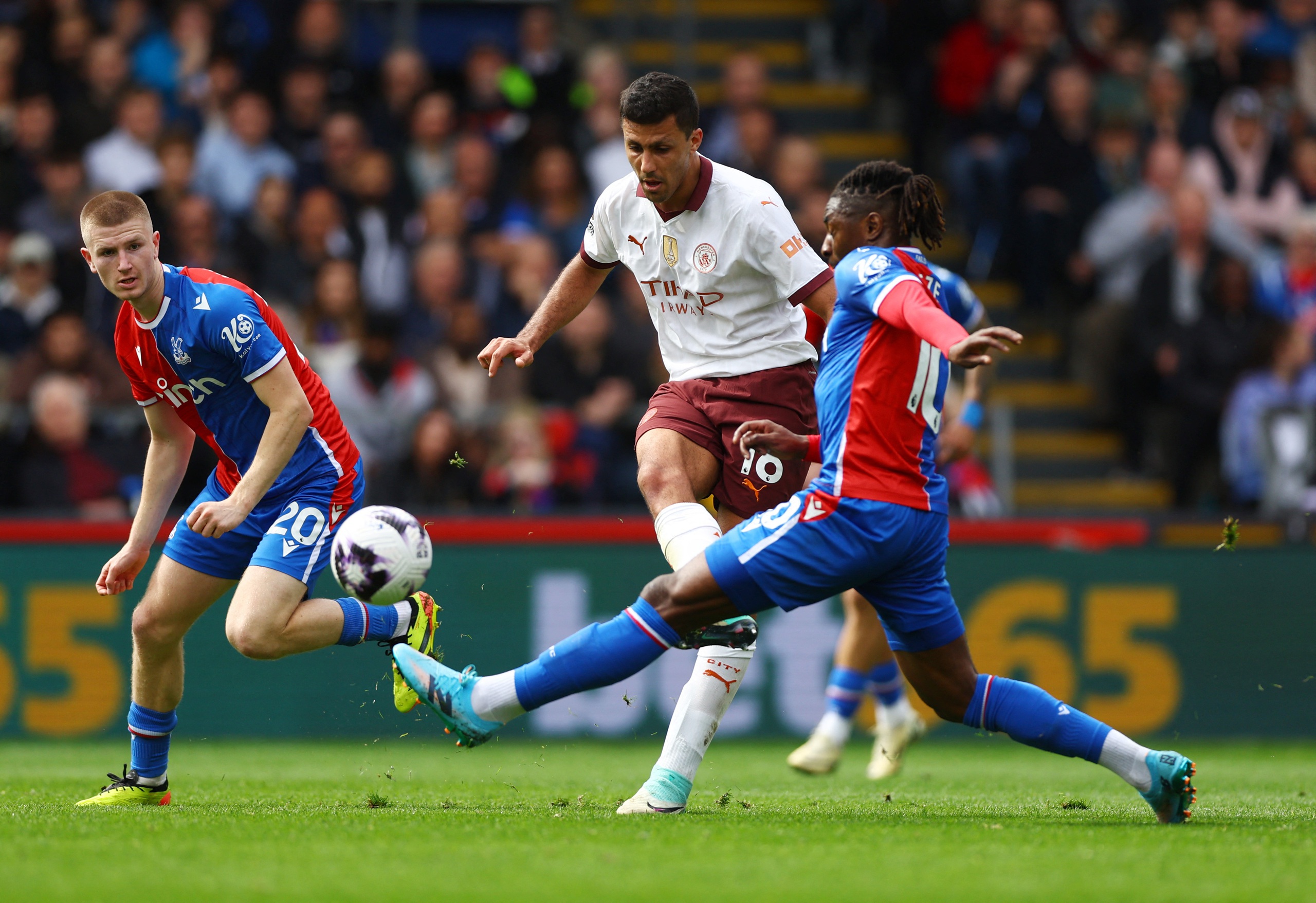 De Bruyne tỏa s&aacute;ng, Man City thắng đậm Crystal Palace- Ảnh 4.