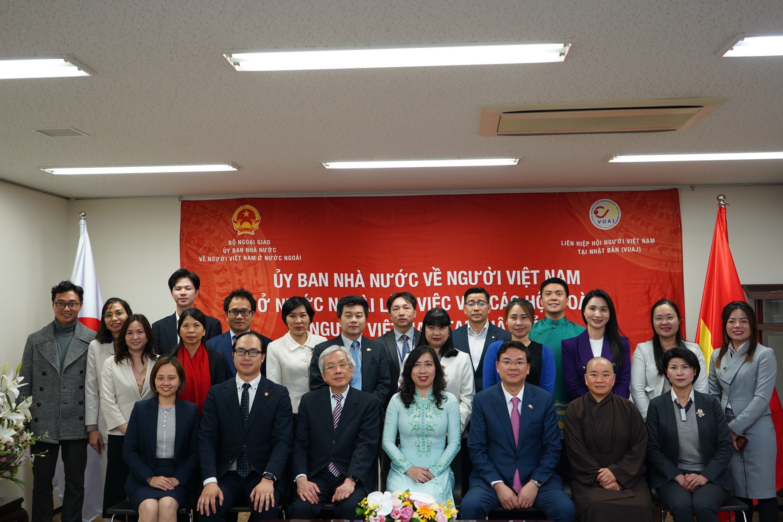 Đại biểu tham dự gặp gỡ Hội đoàn tại NB