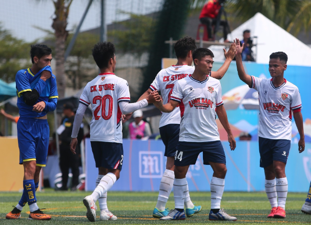 Dàn cựu tuyển thủ futsal Việt Nam khuấy động sân chơi Đà Nẵng- Ảnh 1.