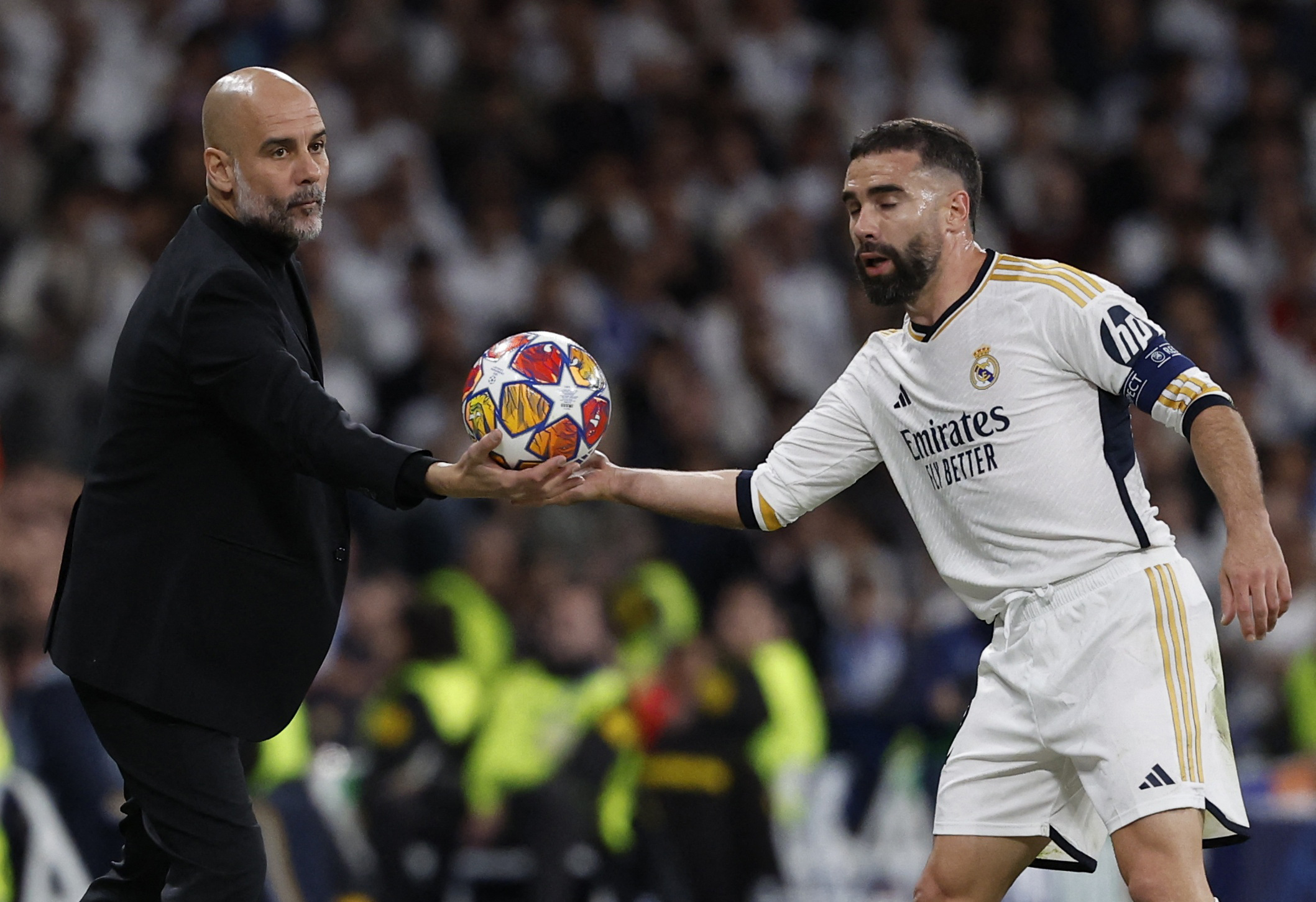 Real Madrid h&ograve;a nghẹt thở Man City trong trận đấu 6 b&agrave;n thắng- Ảnh 9.