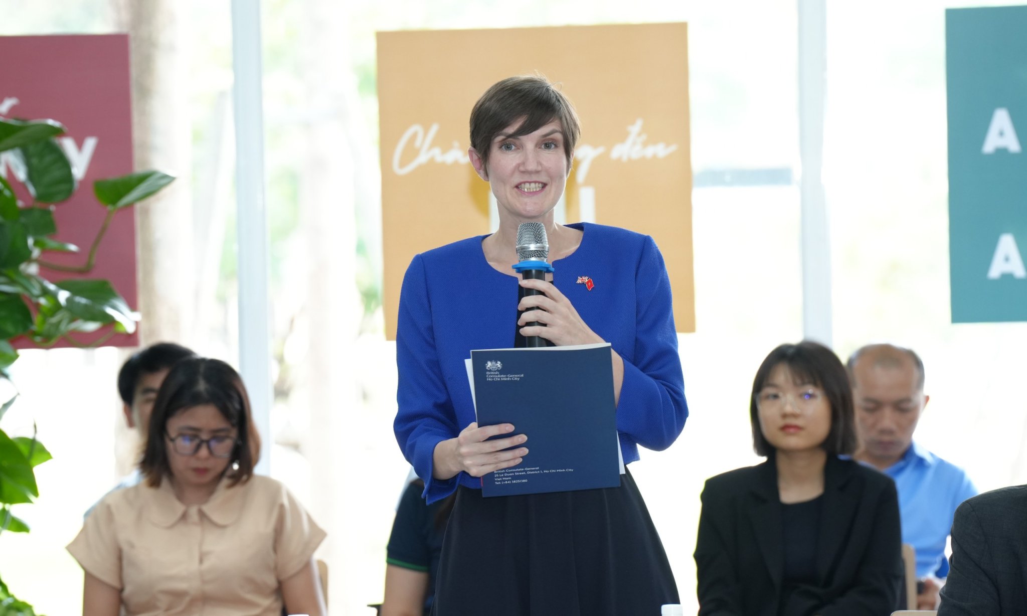 Đại học Quốc tế miền Đông hợp tác với doanh nghiệp Vương quốc Anh về năng lượng tái tạo- Ảnh 2.