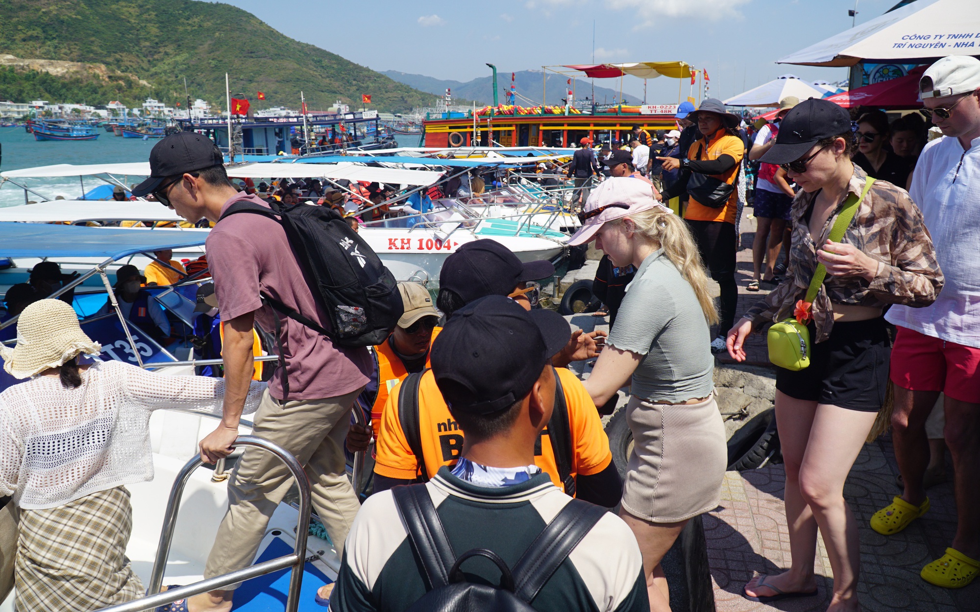 Nha Trang - Khánh Hòa đón gần 1 triệu lượt tham quan, nghỉ dưỡng