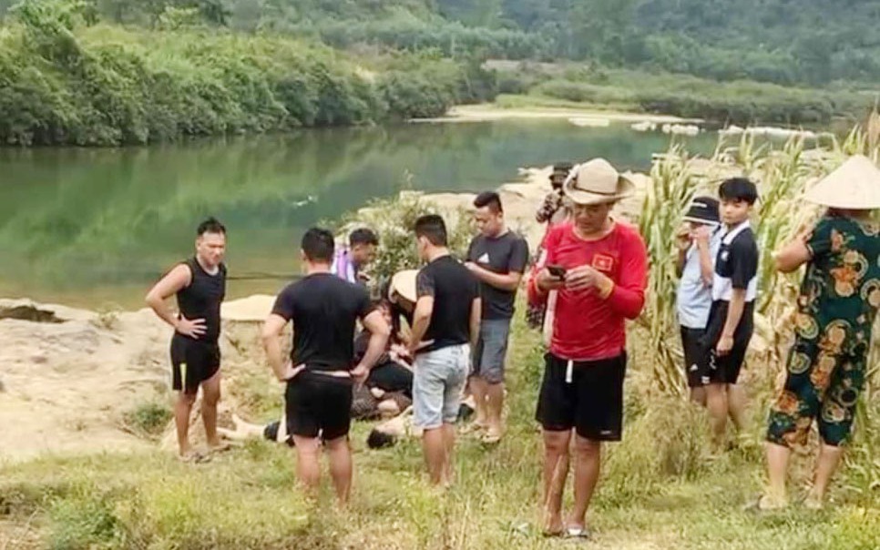 Tắm suối, 3 học sinh đuối nước thương tâm ở Quảng Bình