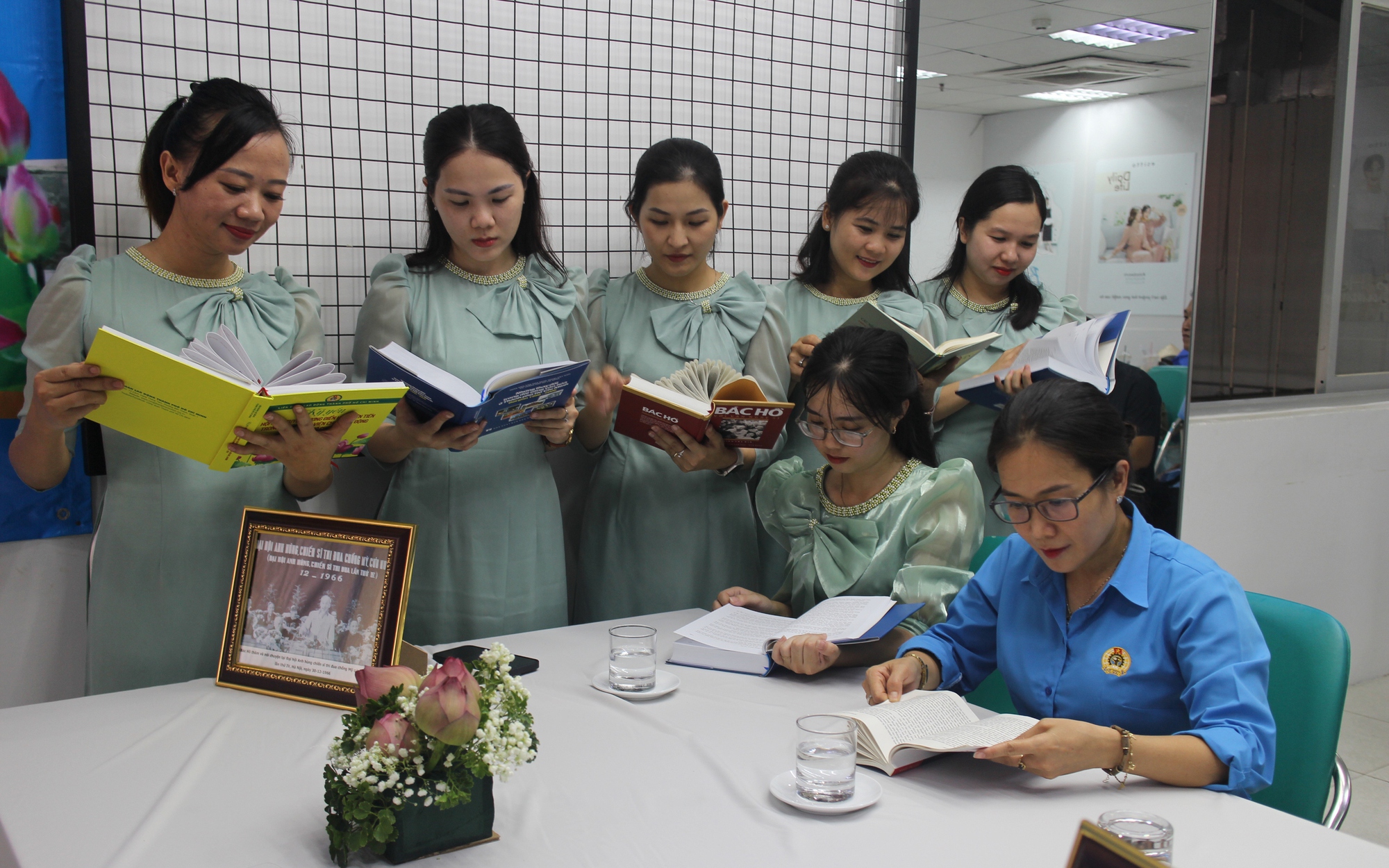 Lan tỏa tinh thần học Bác trong CNVC-LĐ