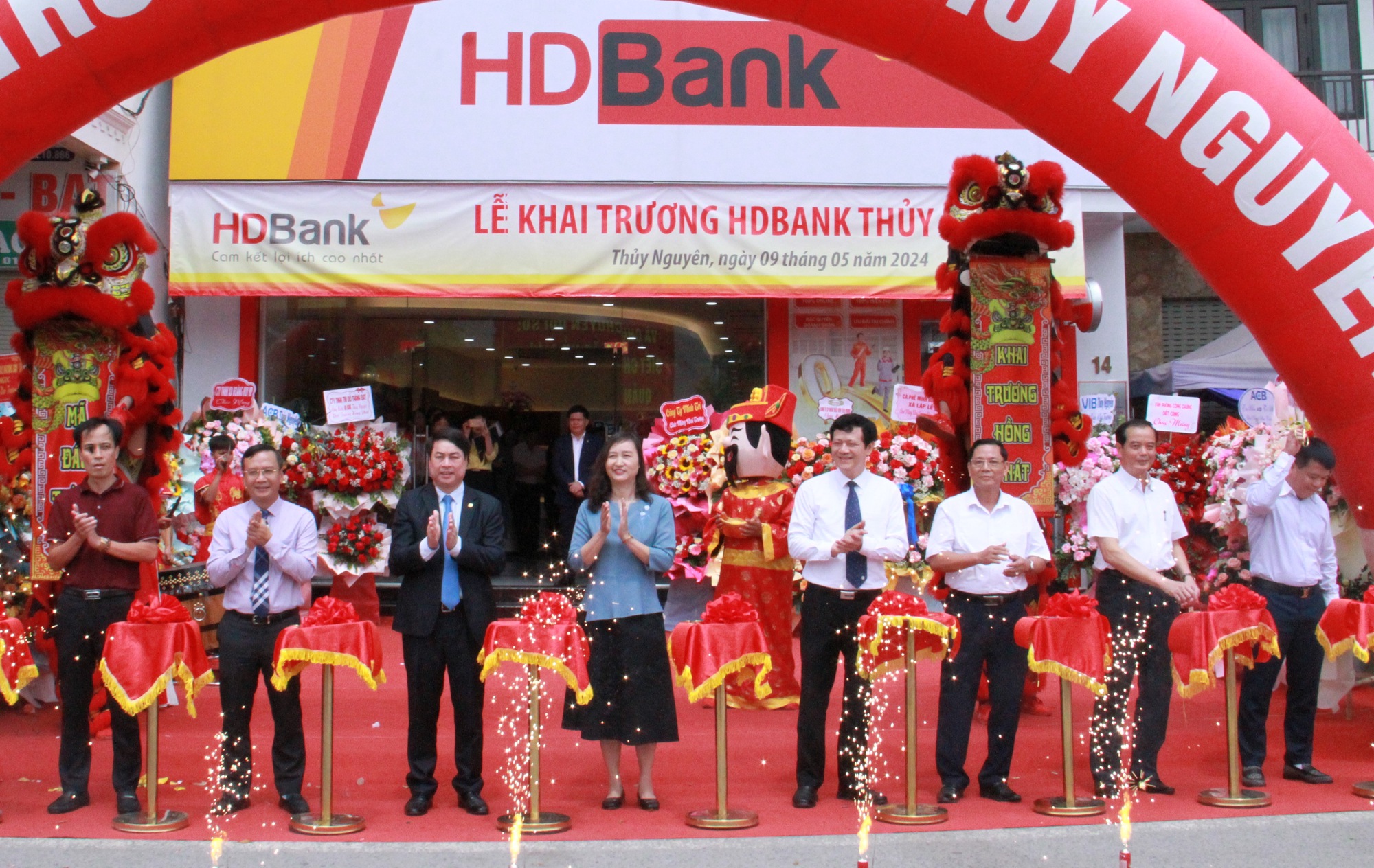 Mở th&ecirc;m chi nh&aacute;nh tại Thủy Nguy&ecirc;n, HDBank g&oacute;p động lực thực hiện mục ti&ecirc;u lớn của TP Hải Ph&ograve;ng- Ảnh 1.