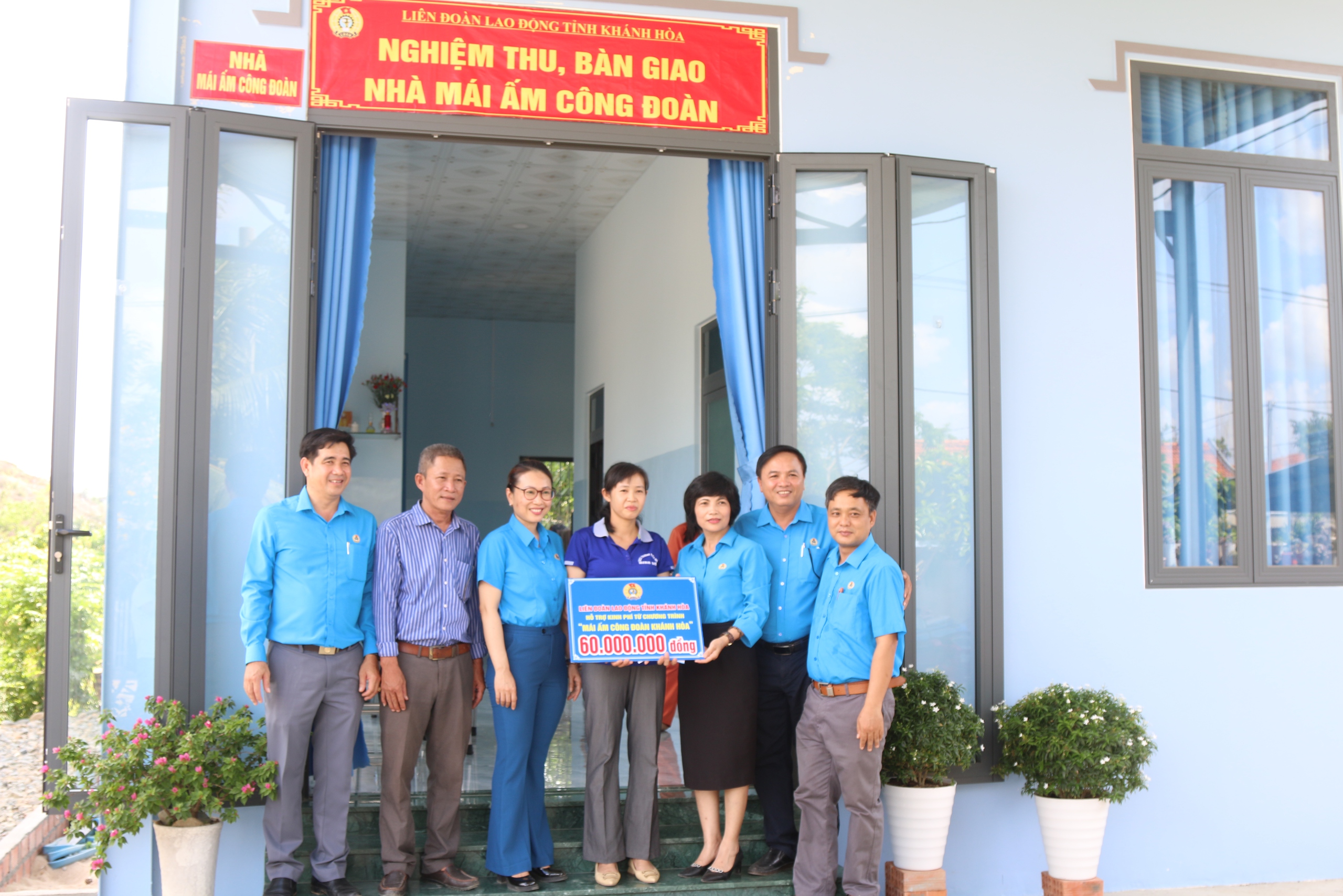 LĐLĐ thị xã Ninh Hoà phát động Tháng Công nhân 2024
- Ảnh 5.