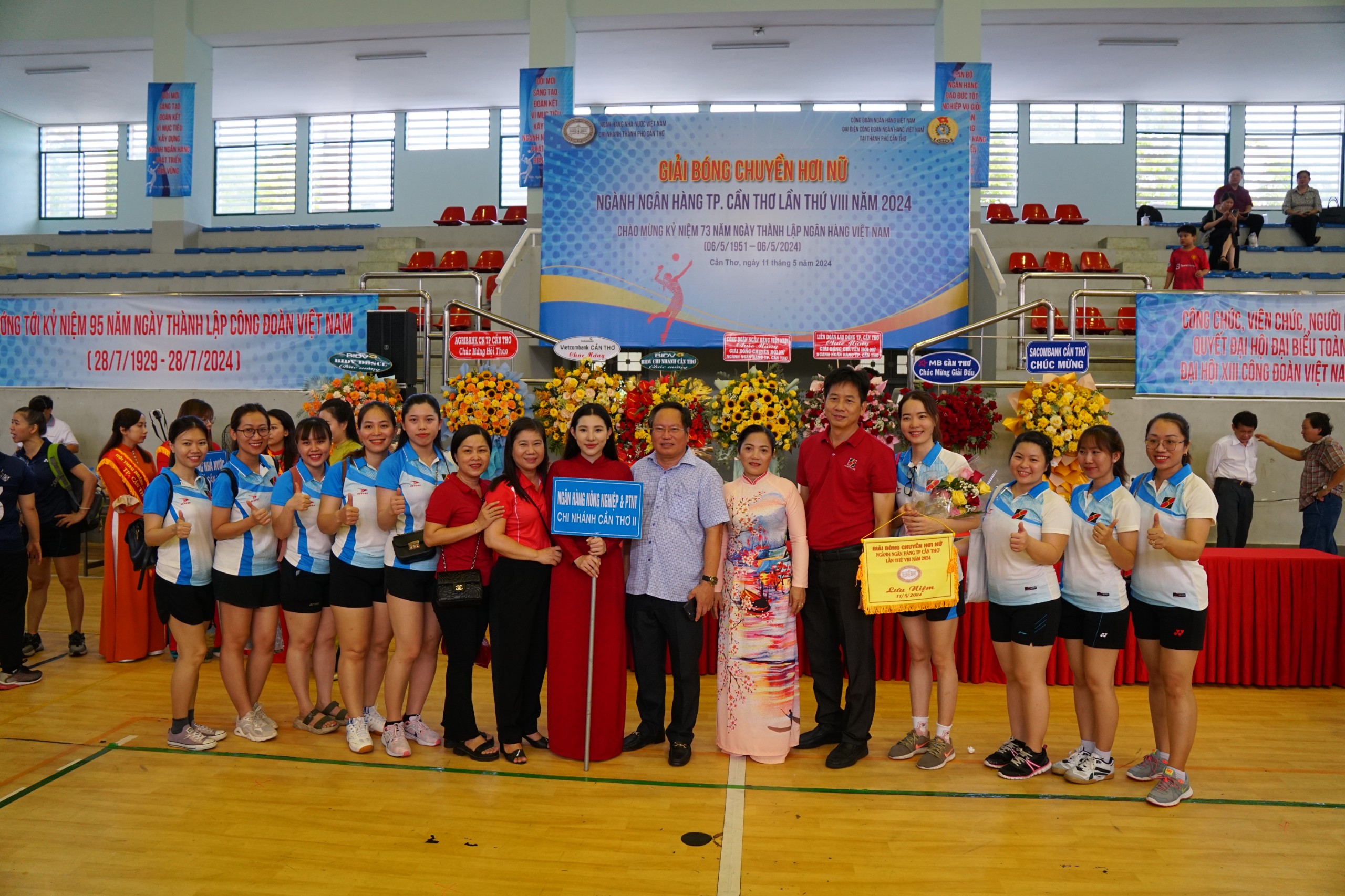 Thử th&aacute;ch cho hơn 300 phụ nữ ng&agrave;nh ng&acirc;n h&agrave;ng tại Cần Thơ- Ảnh 3.
