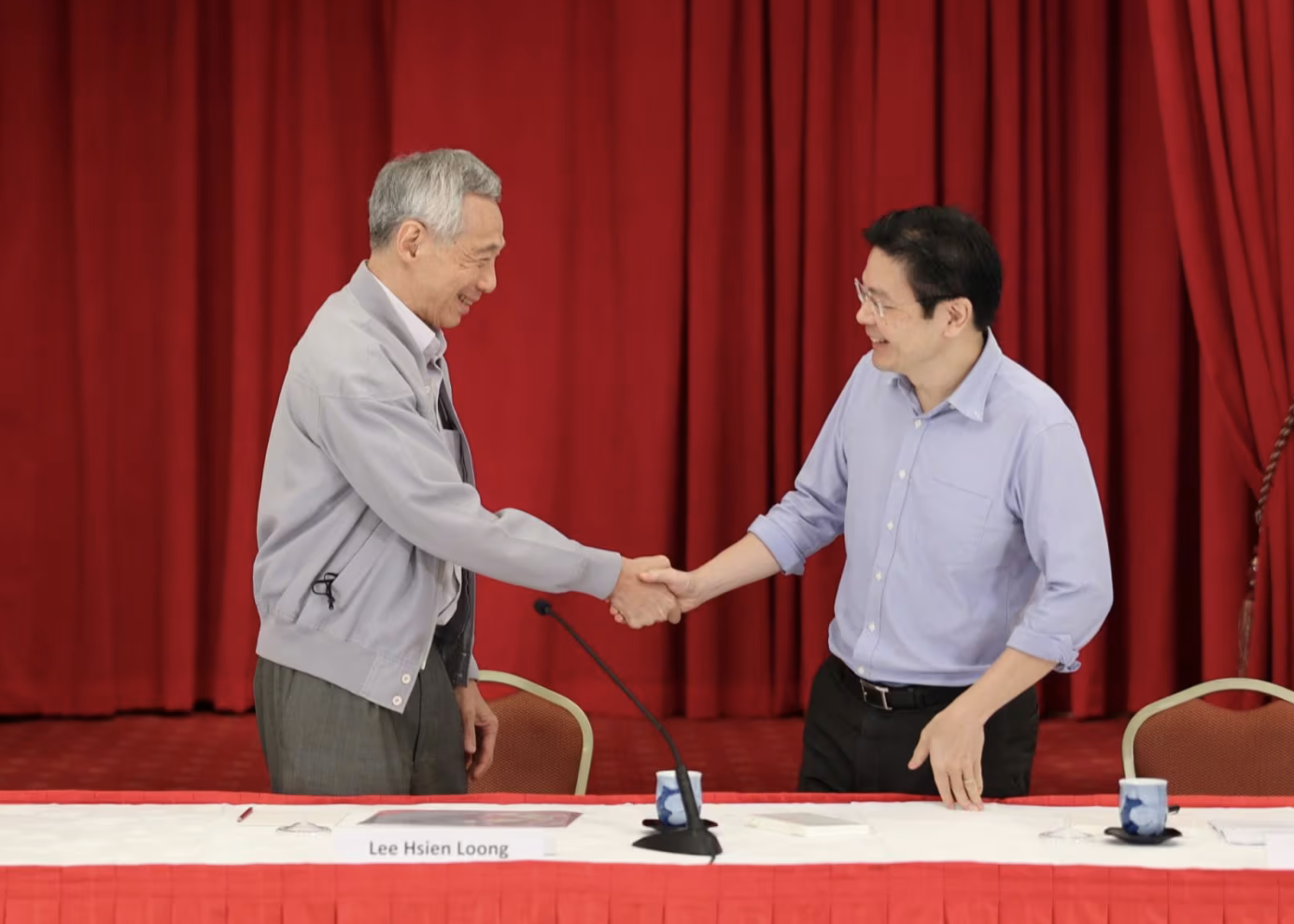 Ch&acirc;n dung thủ tướng sắp tới của Singapore - &ocirc;ng Lawrence Wong- Ảnh 1.