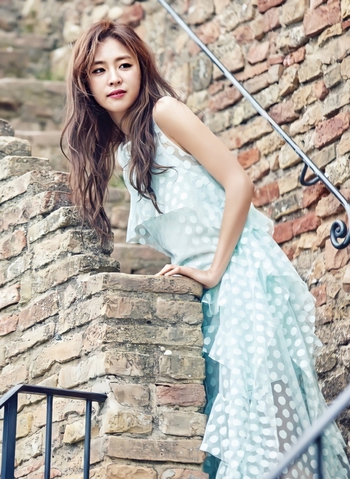 Những mỹ nữ bị gắn mác