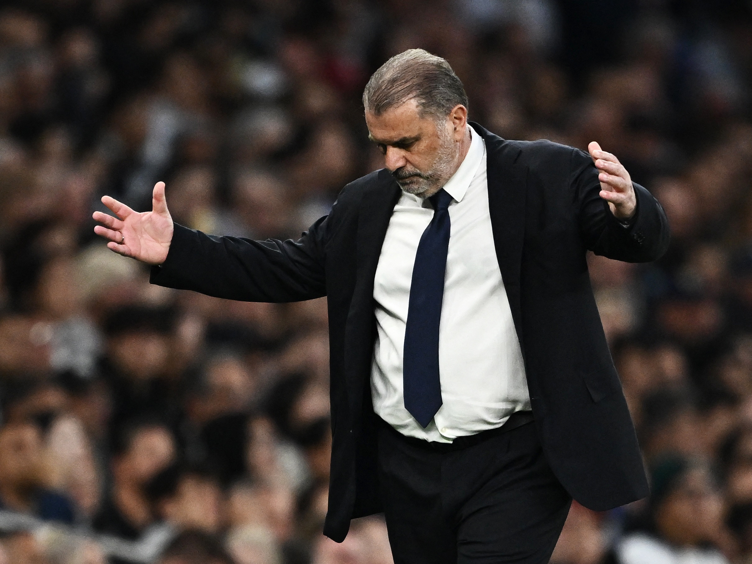 HLV Ange Postecoglou không muốn Tottenham thua nhưng lực bất tòng tâm