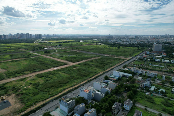 Việc ph&acirc;n l&ocirc; b&aacute;n nền ở c&aacute;c đ&ocirc; thị lớn sẽ bị cấm sau khi Luật Kinh doanh Bất động sản 2023 (sửa đổi) c&oacute; hiệu lực