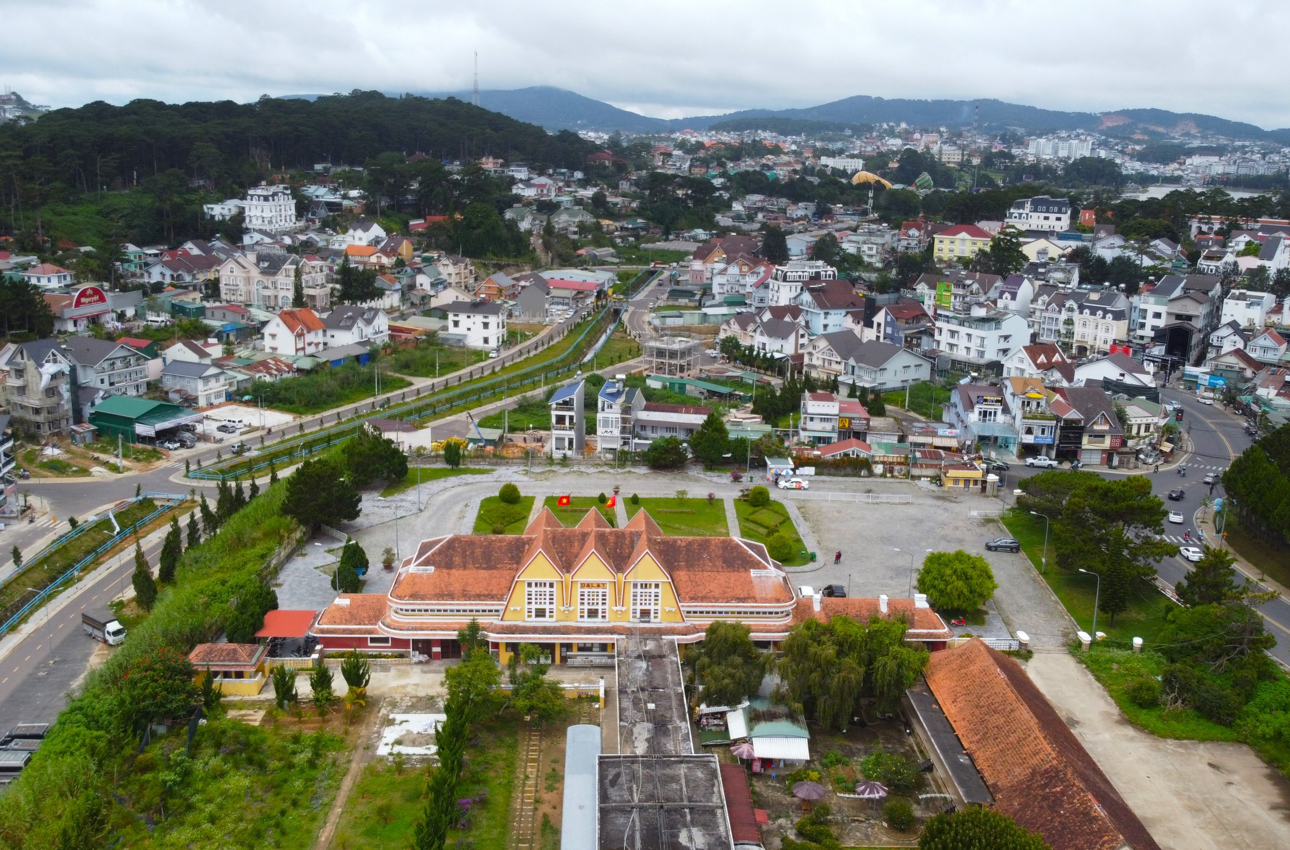 L&acirc;m Đồng b&atilde;i bỏ quy định tạm thời về quản l&yacute; du lịch mạo hiểm- Ảnh 1.