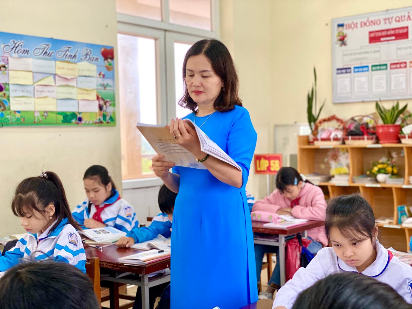 Tiền lương nhà giáo được ưu tiên xếp cao nhất- Ảnh 1.