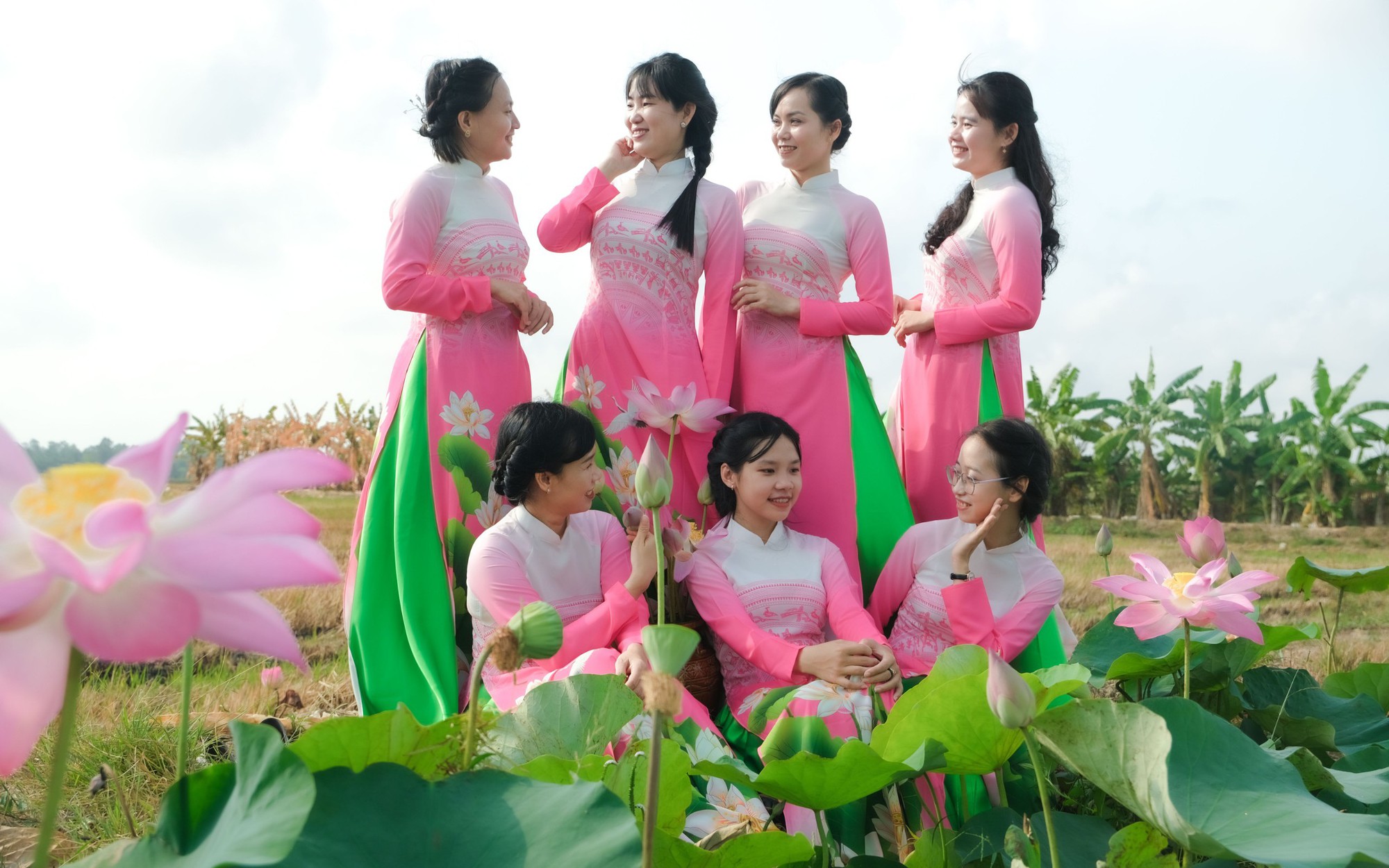 Đồng Tháp chính thức khai mạc Lễ hội Sen lần thứ II