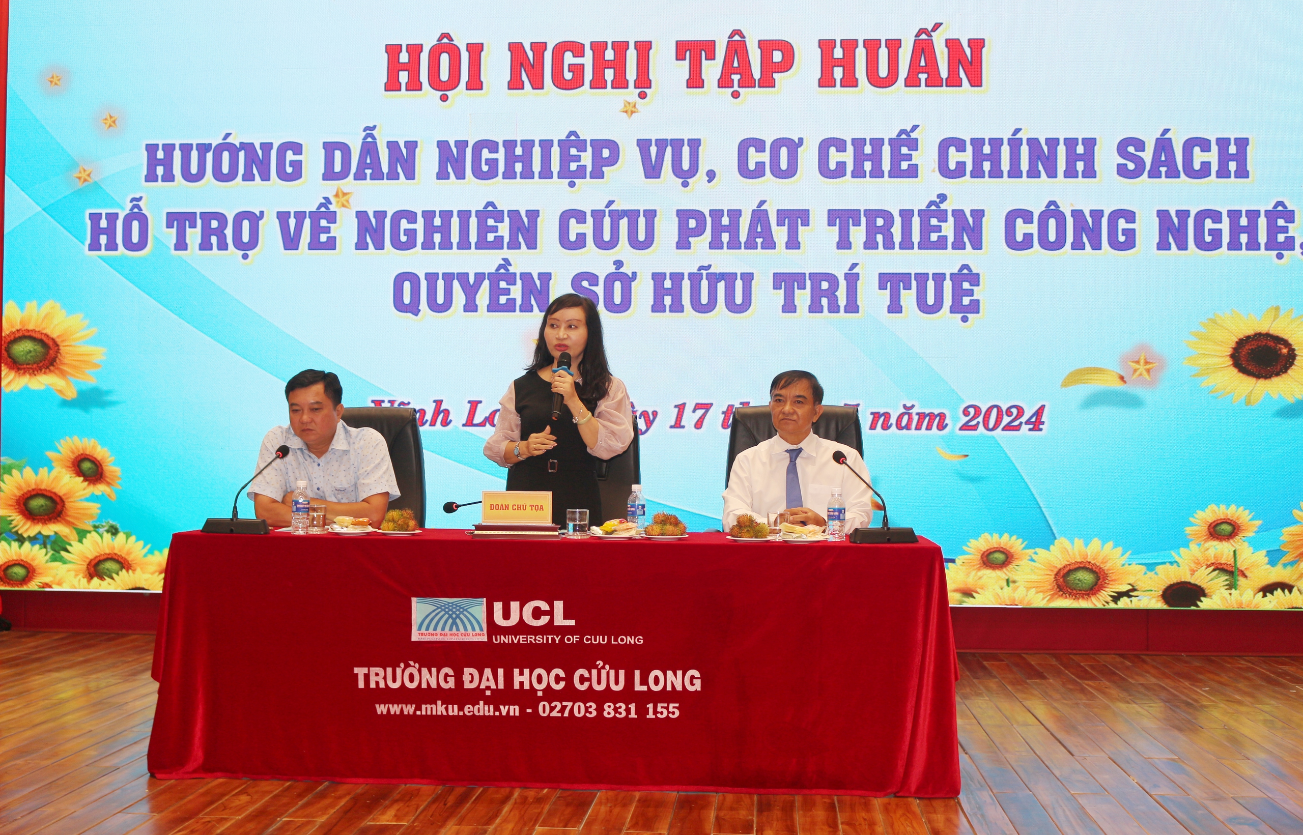 Hội nghị về c&ocirc;ng nghệ v&agrave; sở hữu tr&iacute; tuệ tại Trường ĐH Cửu Long- Ảnh 3.