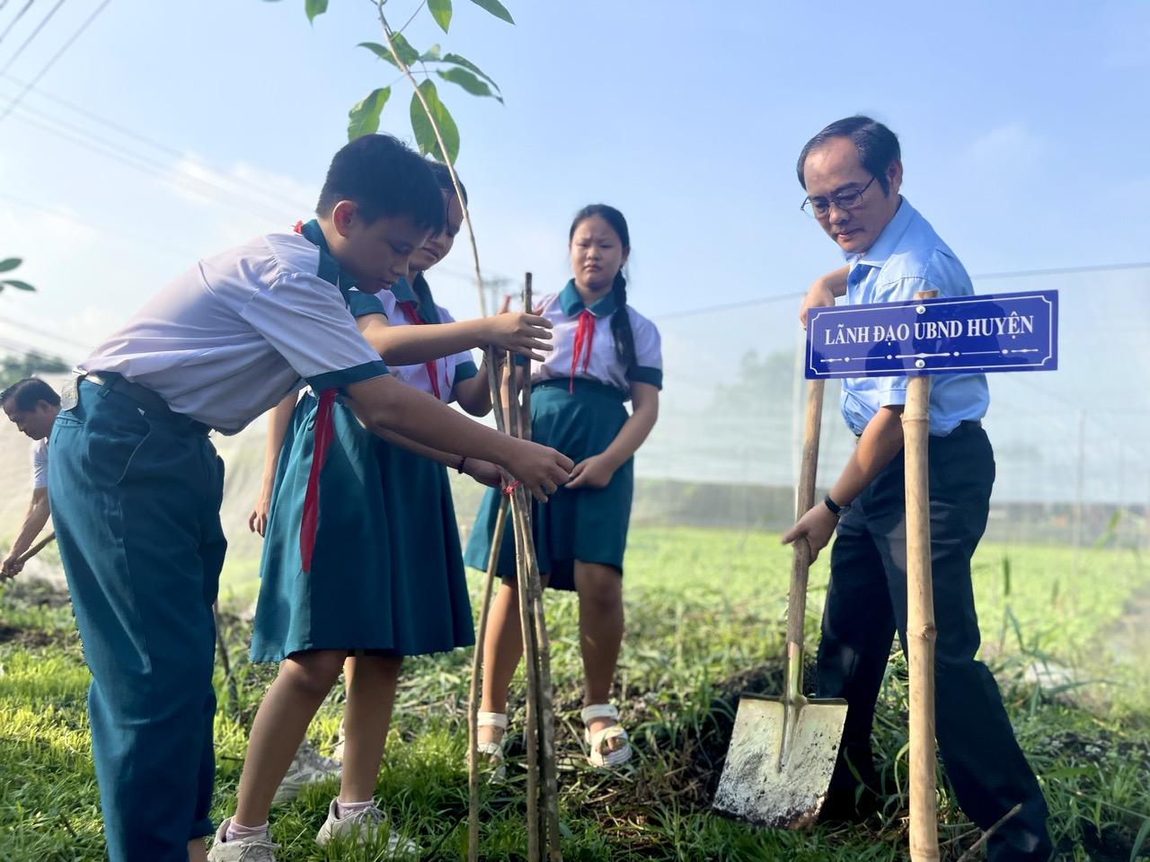 Tư tưởng, đạo đức, phong cách của Chủ tịch Hồ Chí Minh mãi là tài sản vô giá- Ảnh 8.