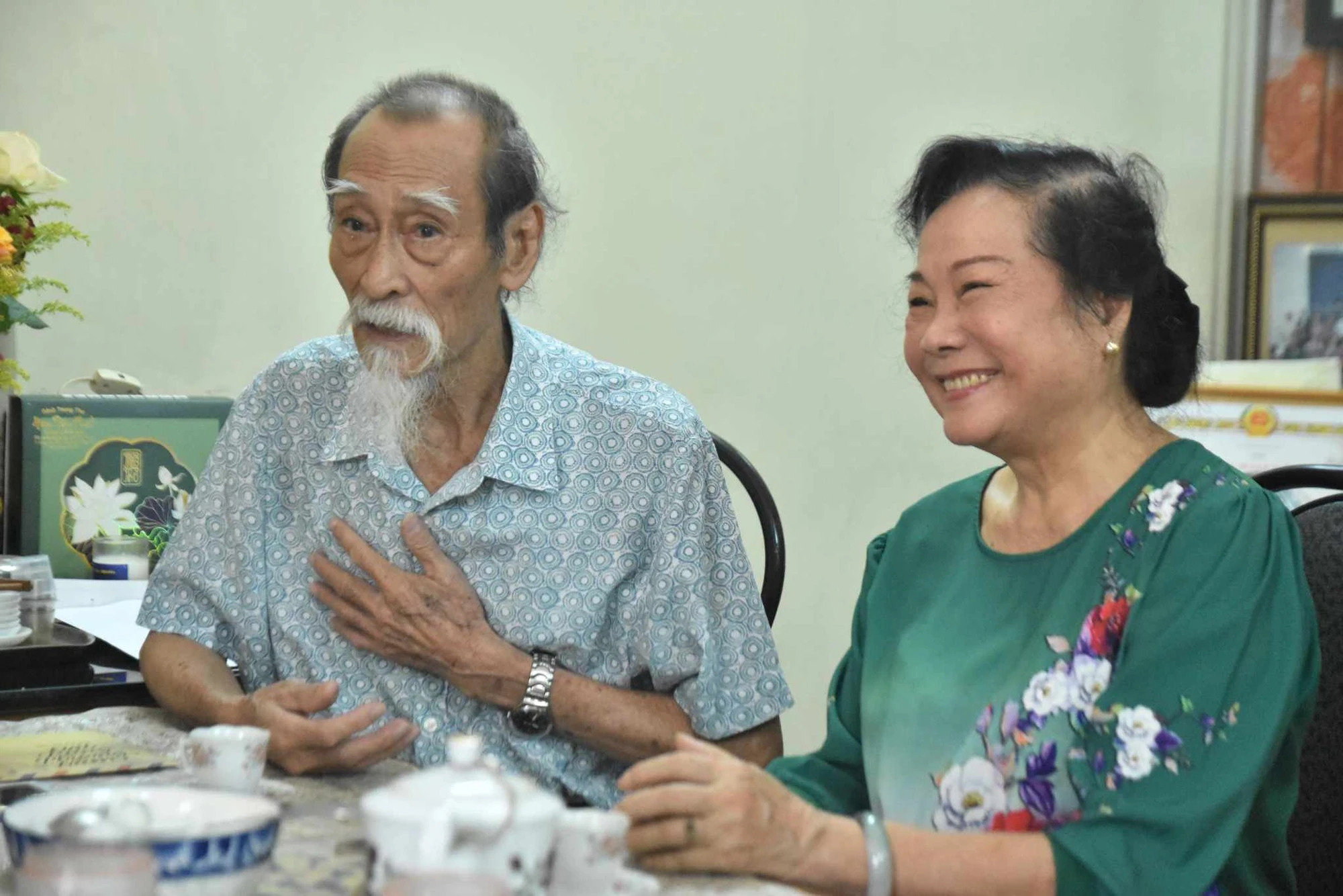 D&agrave;n diễn vi&ecirc;n 