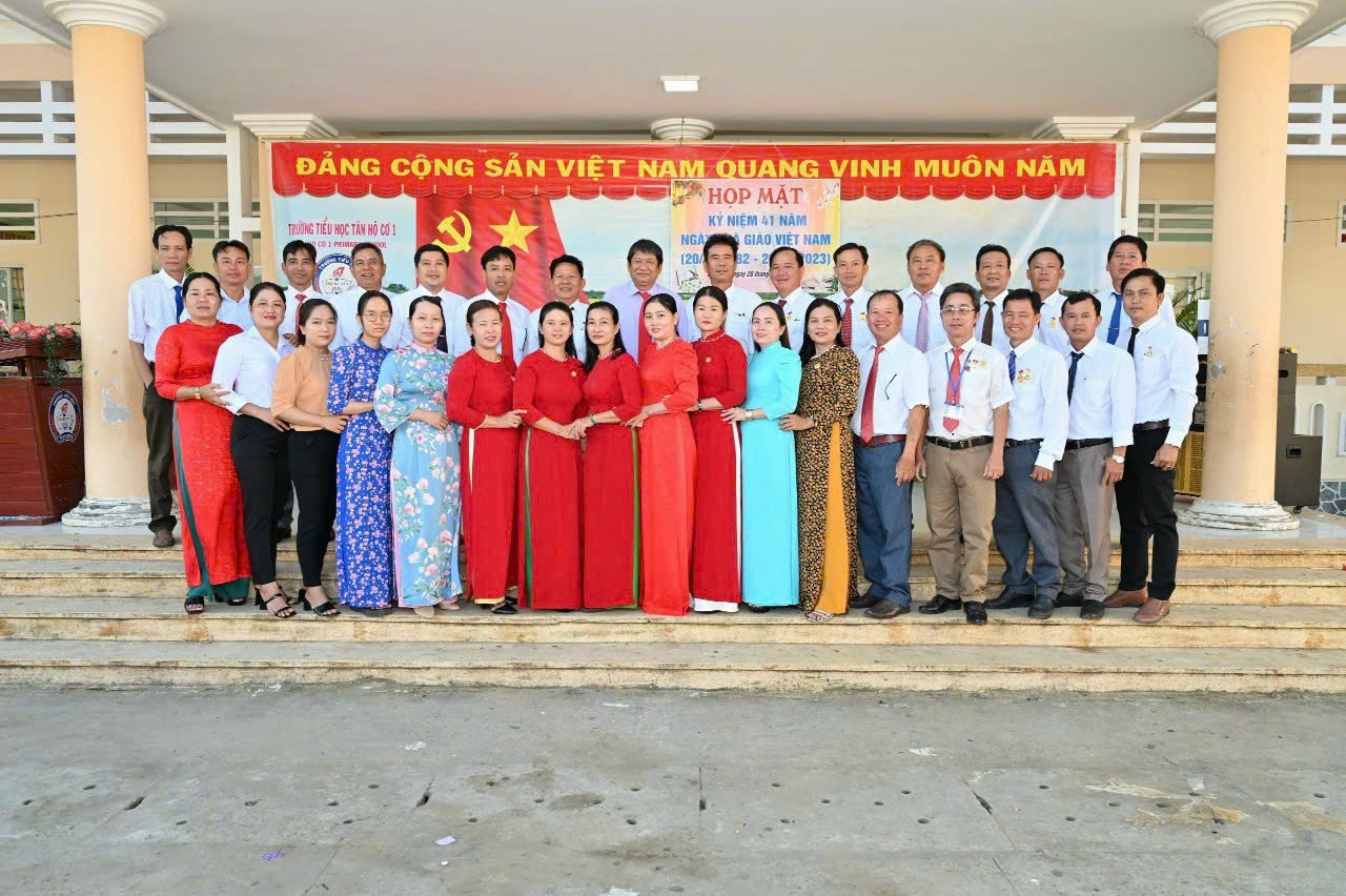 CUỘC THI VIẾT &ldquo;CHỦ QUYỀN QUỐC GIA BẤT KHẢ X&Acirc;M PHẠM&rdquo;: V&ugrave;ng bi&ecirc;n ấy c&oacute; anh- Ảnh 3.