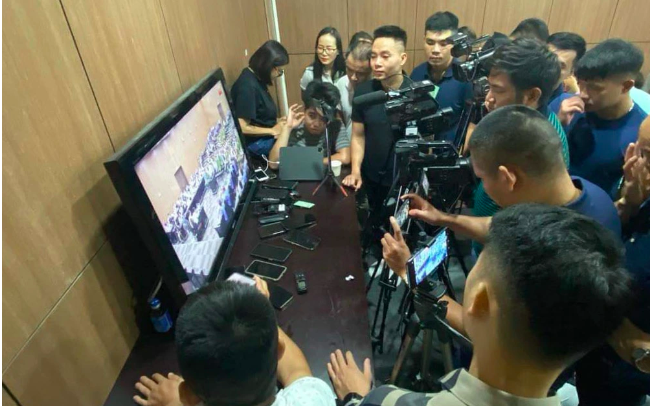 Cấm ghi âm, ghi hình tại phiên toà là hạn chế quyền tác nghiệp báo chí