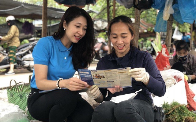 Nữ cán bộ miệt mài giúp nhiều người dân có lương hưu