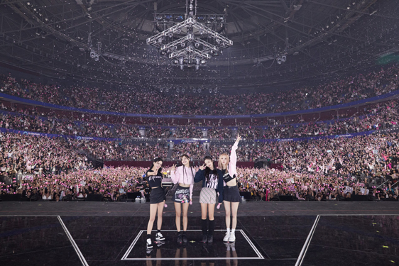 Hai đêm nhạc của nhóm BlackPink ở Hà Nội thu hút 67.000 khán giả, doanh thu hơn 335 tỉ đồng Ảnh: KPOPLIFE