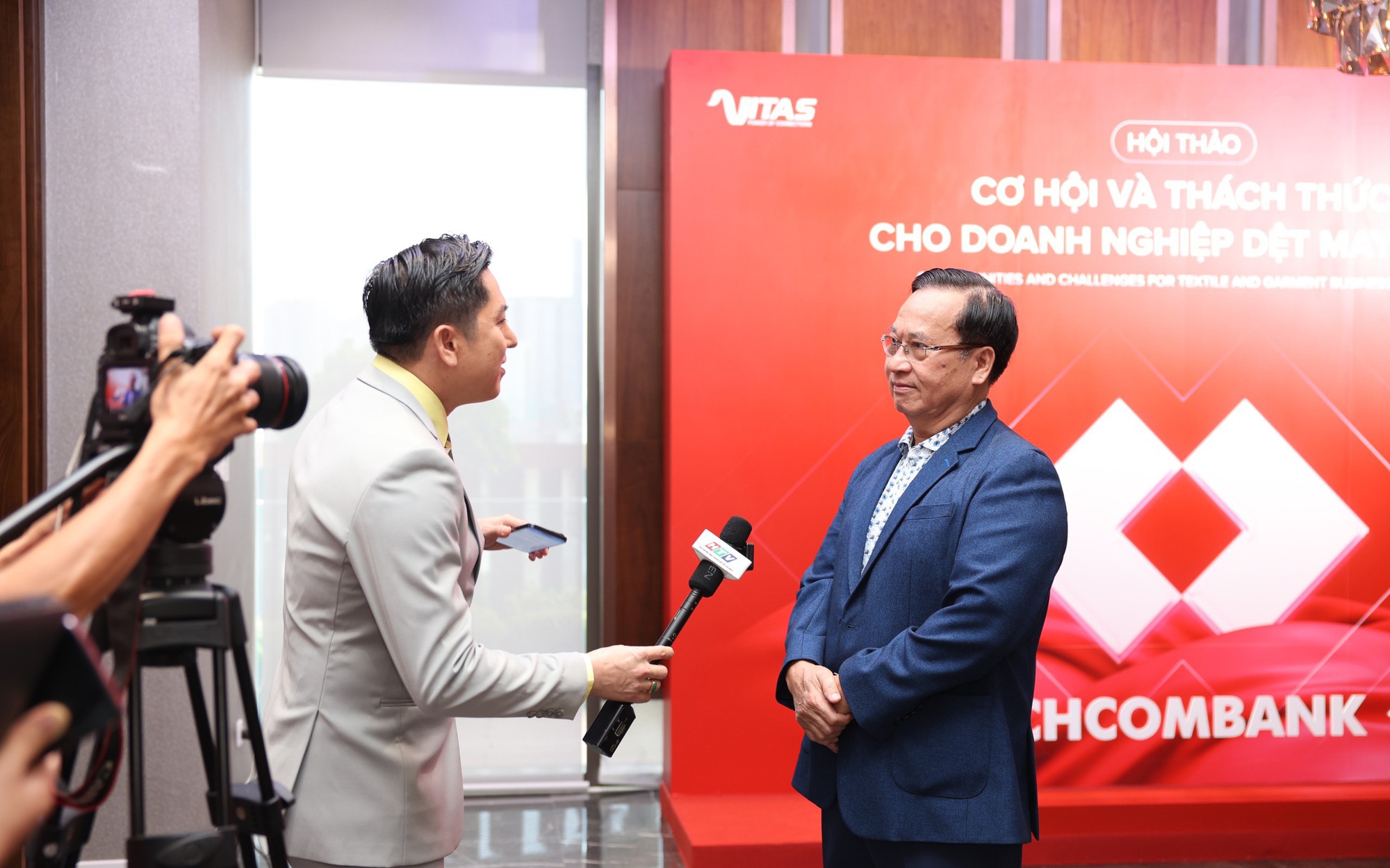 Techcombank với sự kiện “Cơ hội và thách thức cho doanh nghiệp Dệt may 2024”