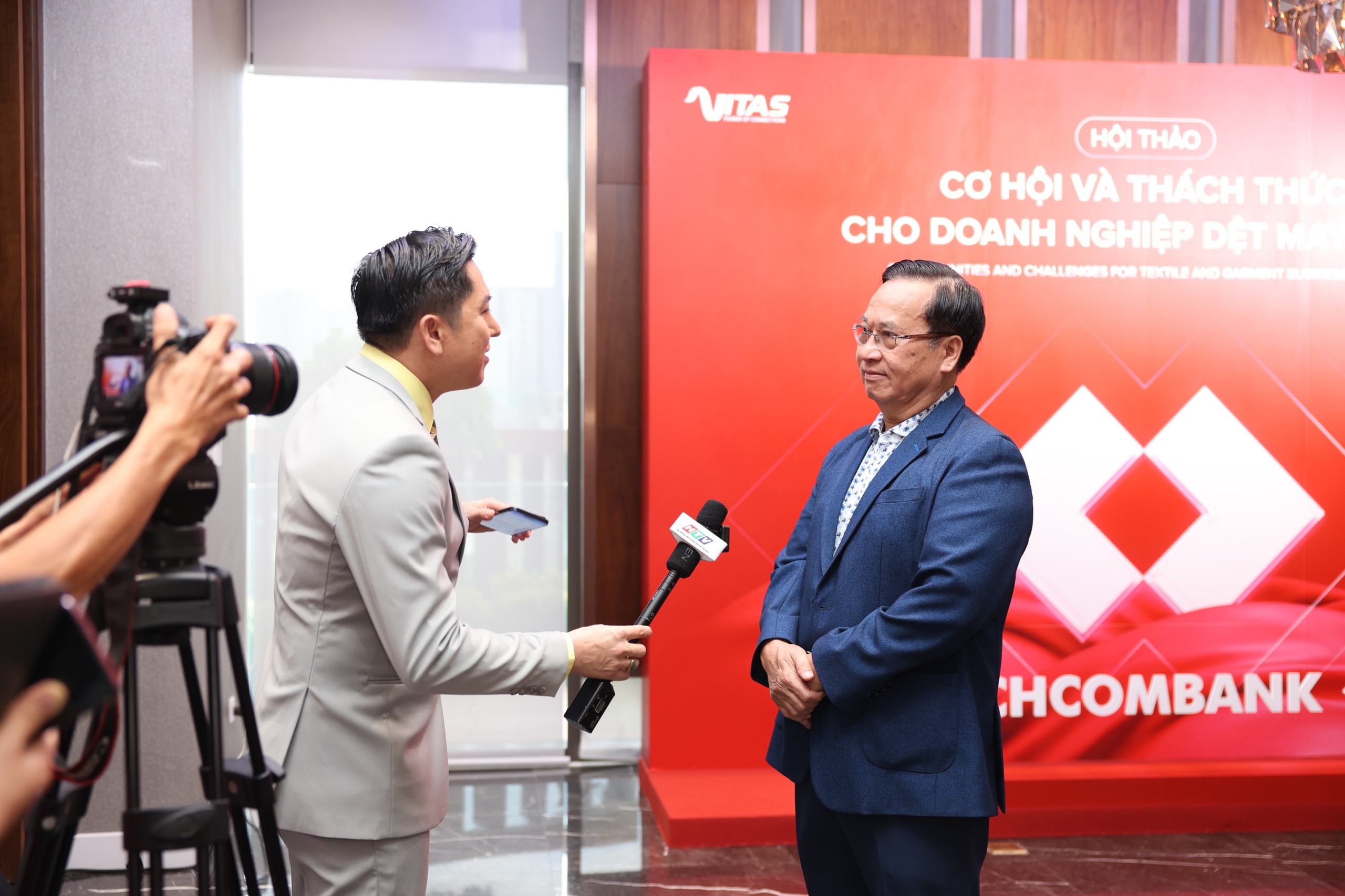Techcombank với sự kiện &ldquo;Cơ hội v&agrave; th&aacute;ch thức cho doanh nghiệp Dệt may 2024&rdquo;- Ảnh 1.