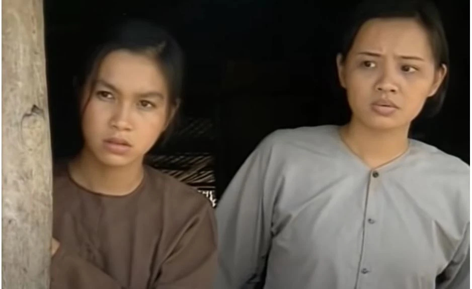D&agrave;n diễn vi&ecirc;n 